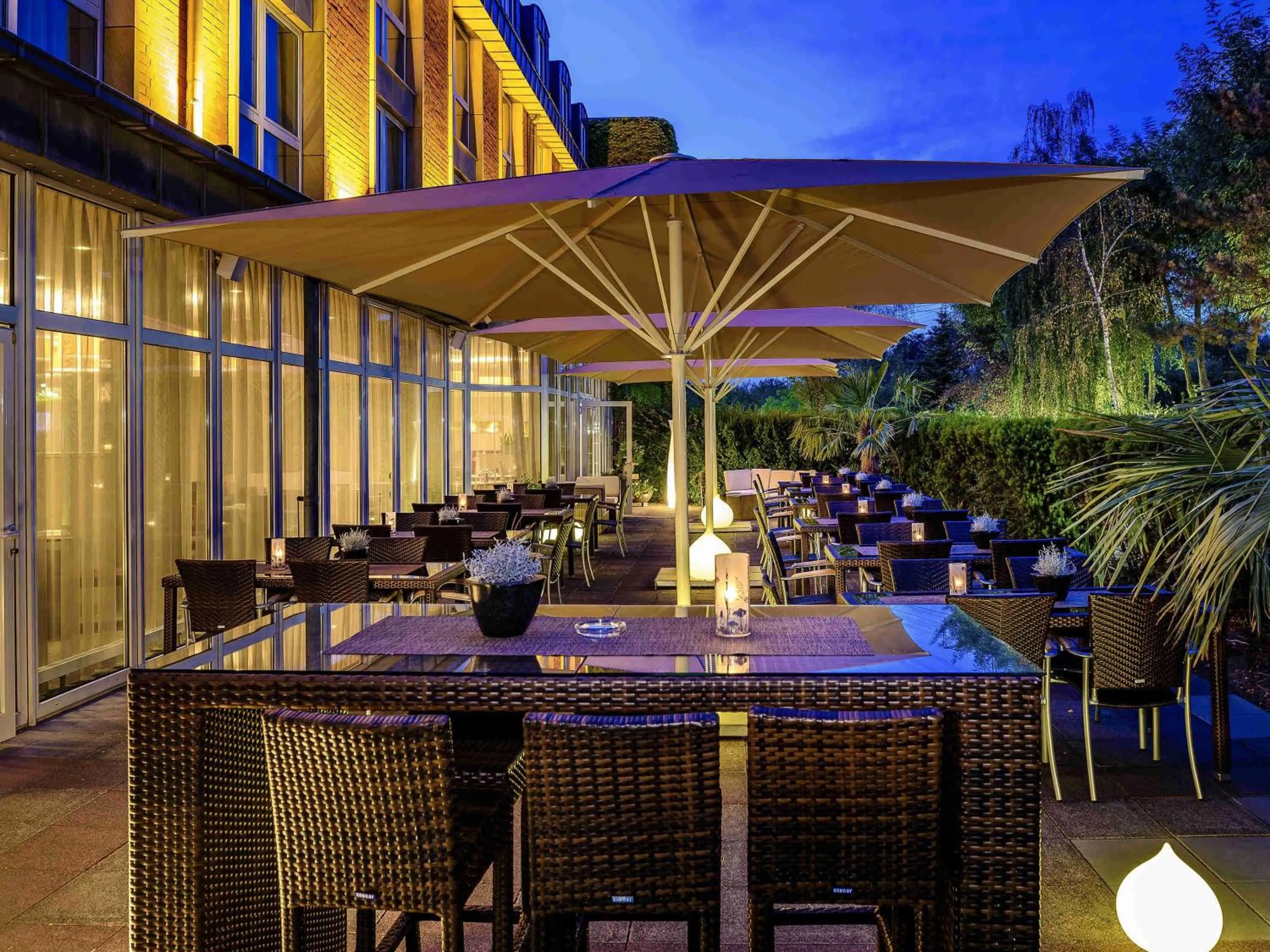 Lounge or bar in Mercure Düsseldorf Kaarst