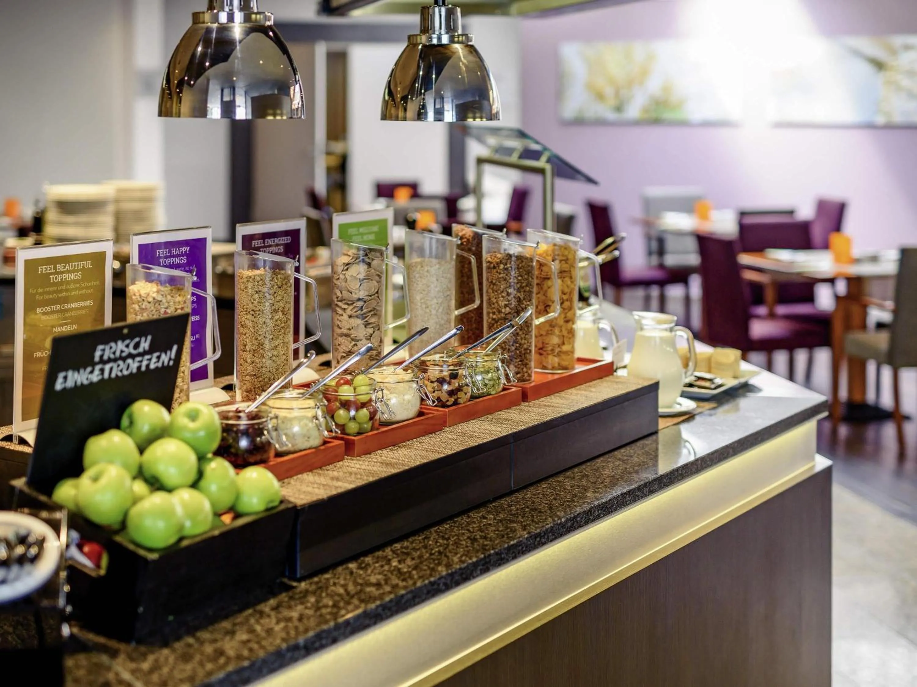 Restaurant/places to eat in Mercure Düsseldorf Kaarst