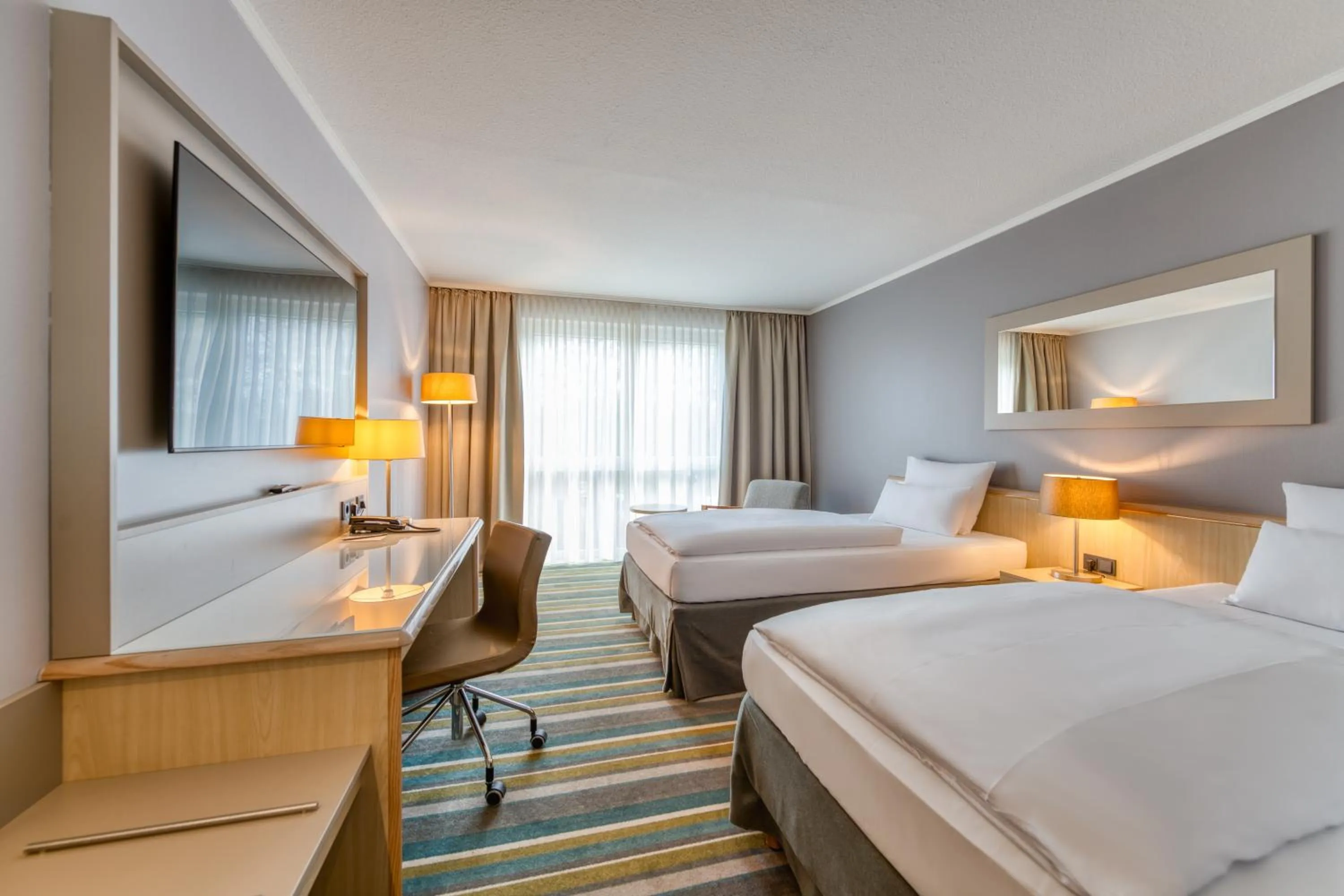 Bed in Mercure Düsseldorf Kaarst