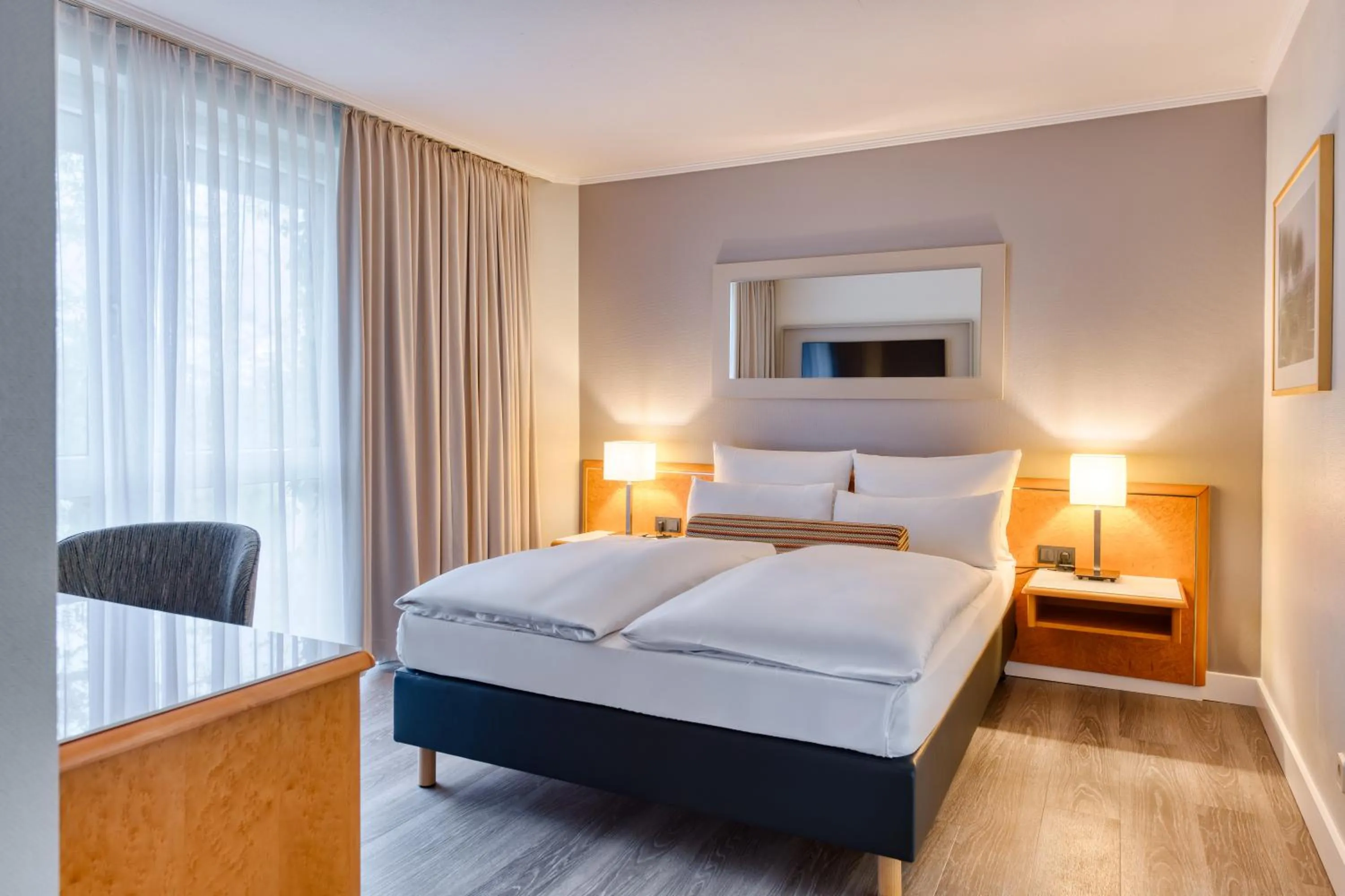 Bed in Mercure Düsseldorf Kaarst