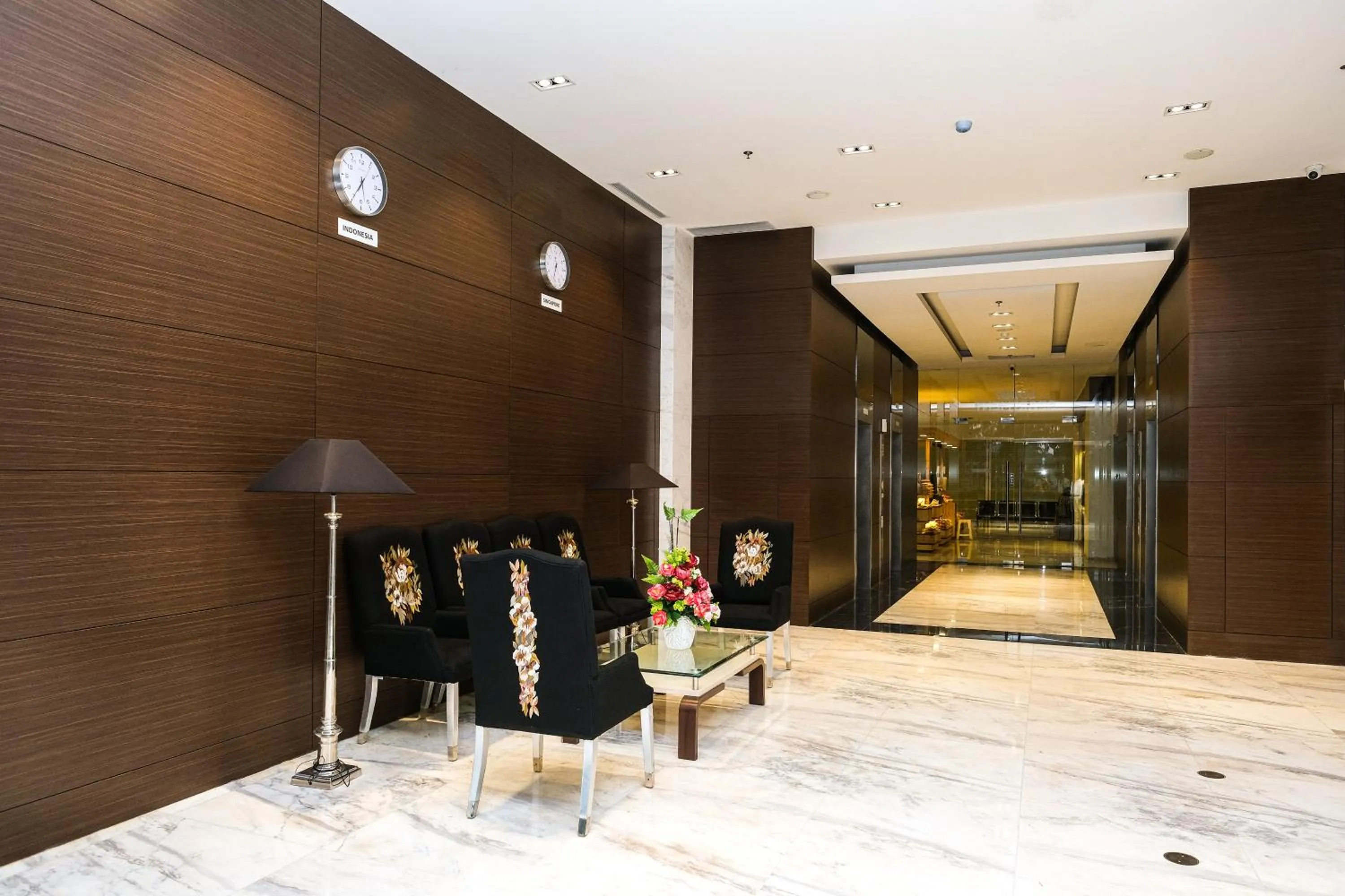 Lobby or reception in LOVINA 17-11 at Harbour Bay Residences