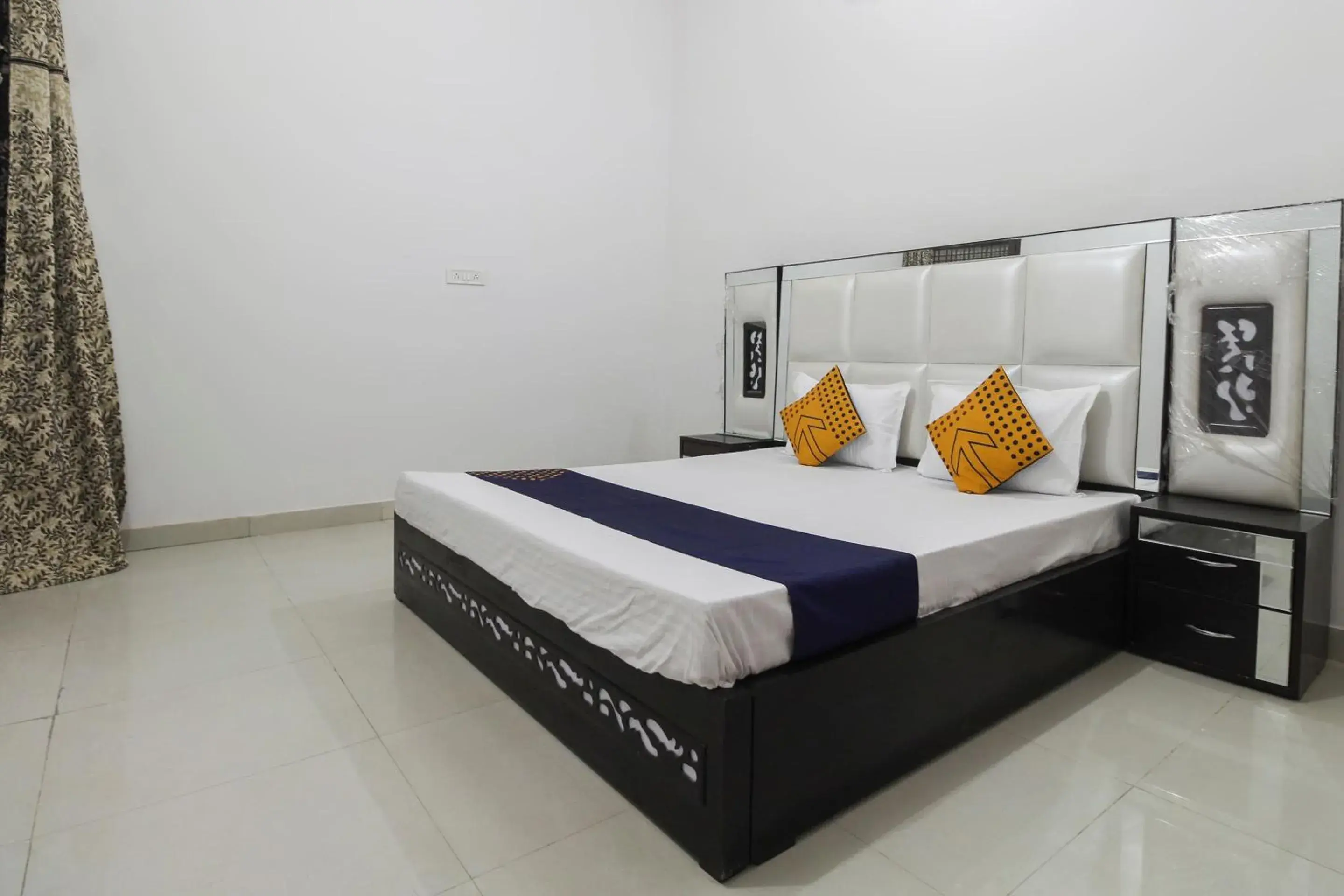 Classic Triple Room - single occupancy in Hotel O Green Valley Classic Triple Room - single occupancy in Hotel O Green Valley