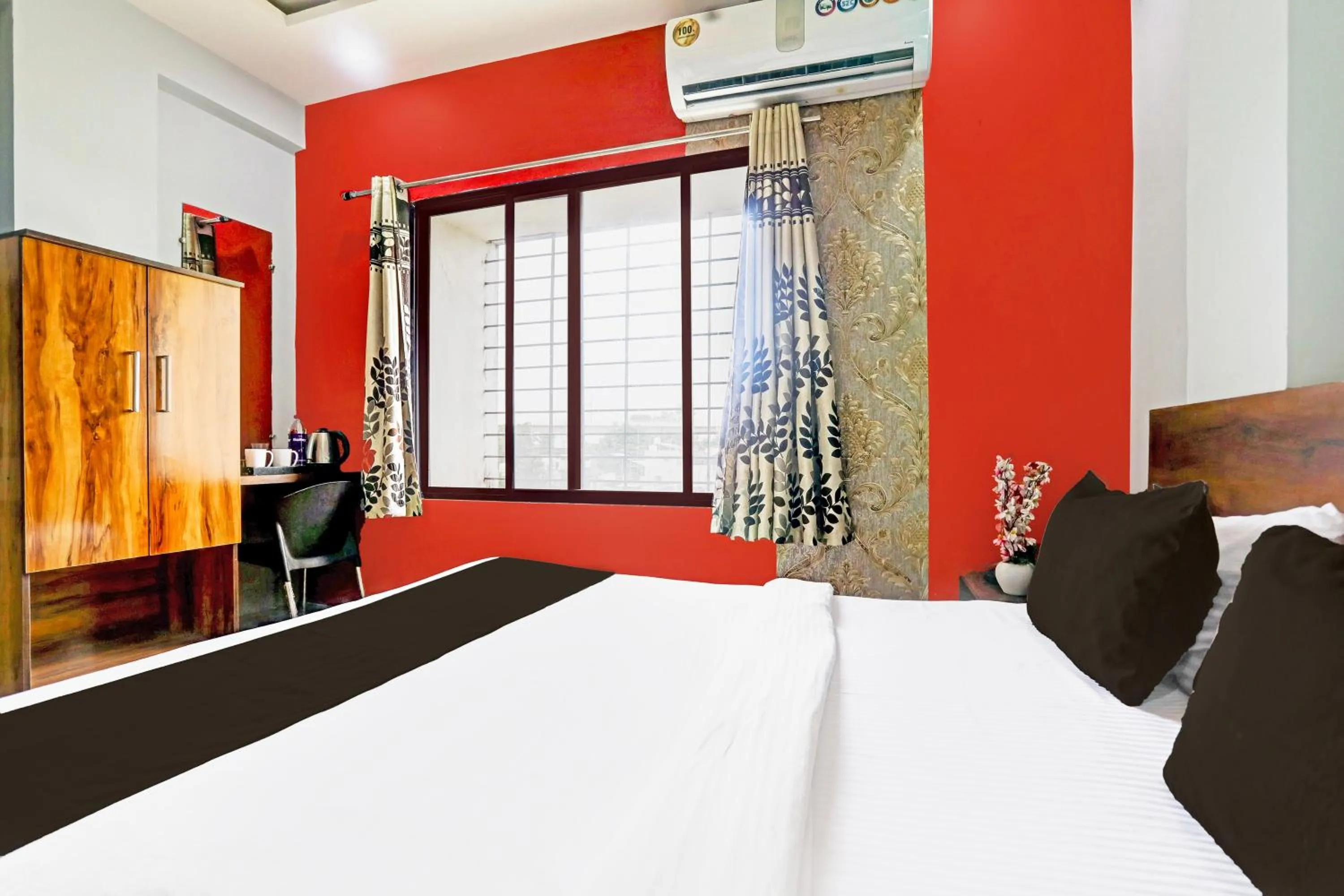 Bedroom, Bed in Hotel O Wardha Road Near Airport