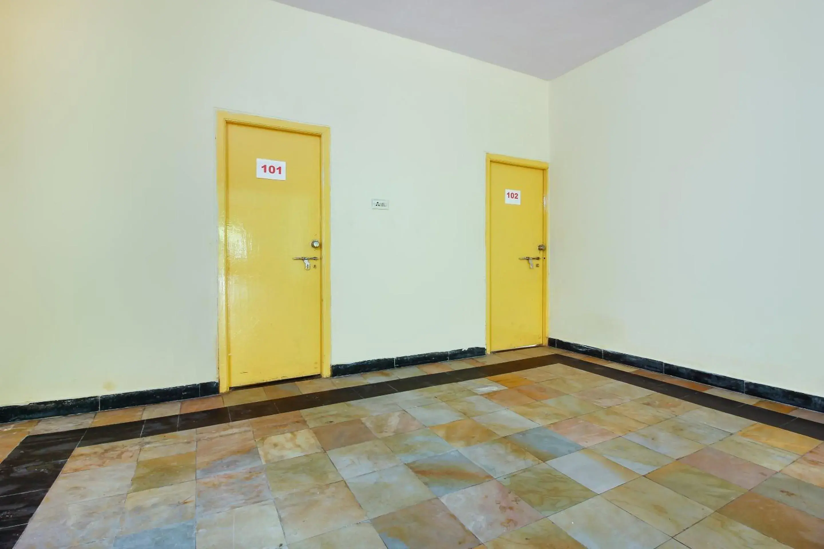 Hotel O Sai Residency Near SR Nagar metro station Hotel O Sai Residency Near SR Nagar metro station