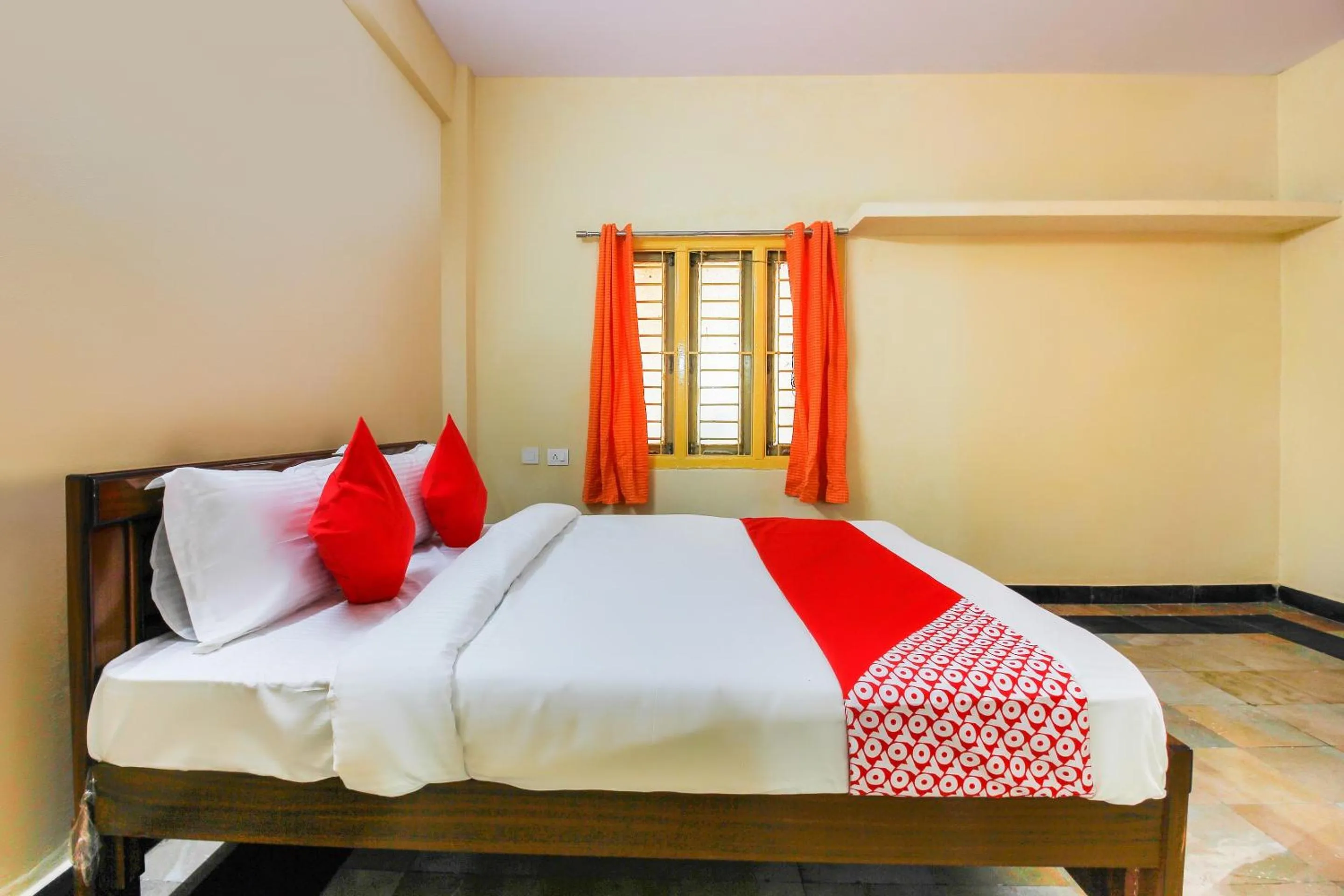 Bedroom, Bed in Hotel O Sai Residency Near SR Nagar metro station