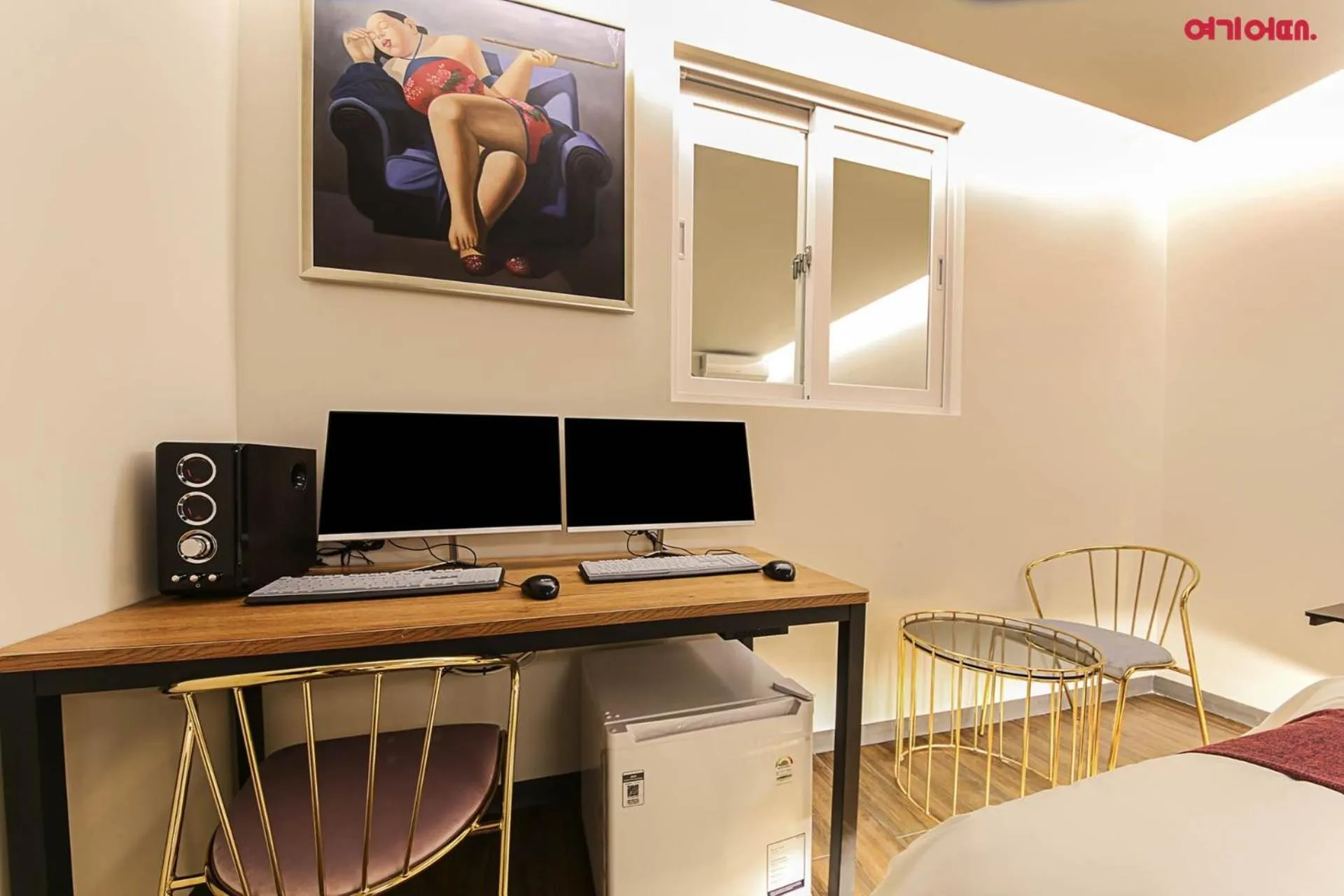 TV and multimedia in Hotel Yeogijoa