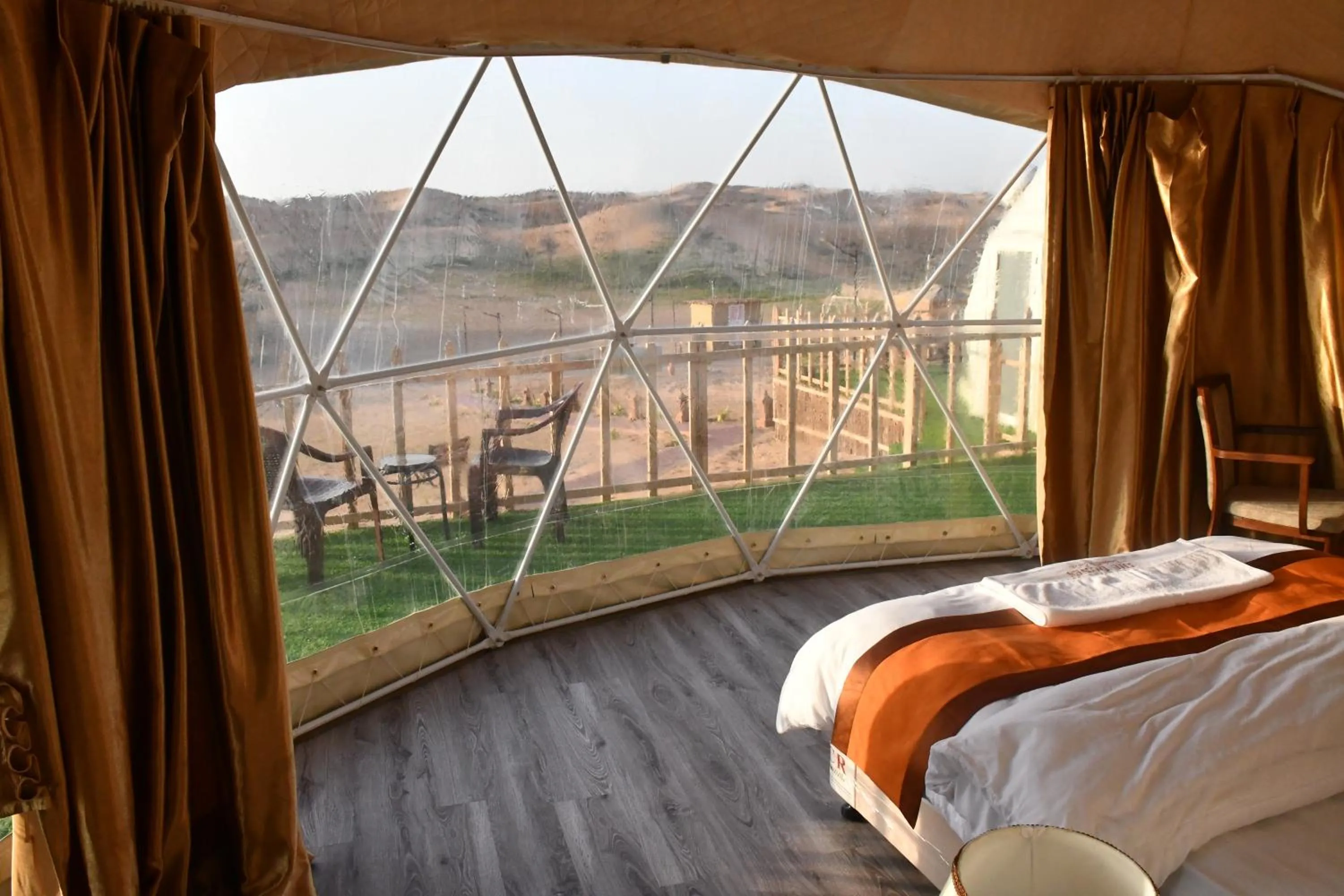 Bed in The Dunes Camping & Safari RAK