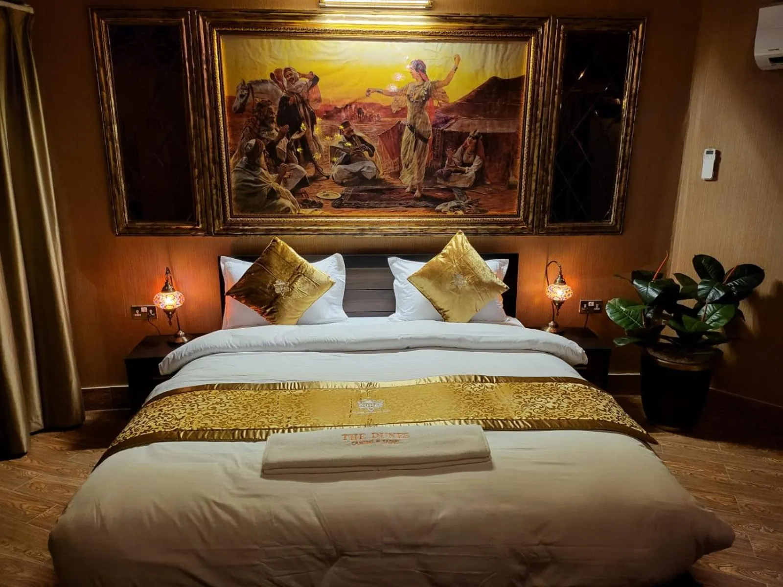 Bed in The Dunes Camping & Safari RAK