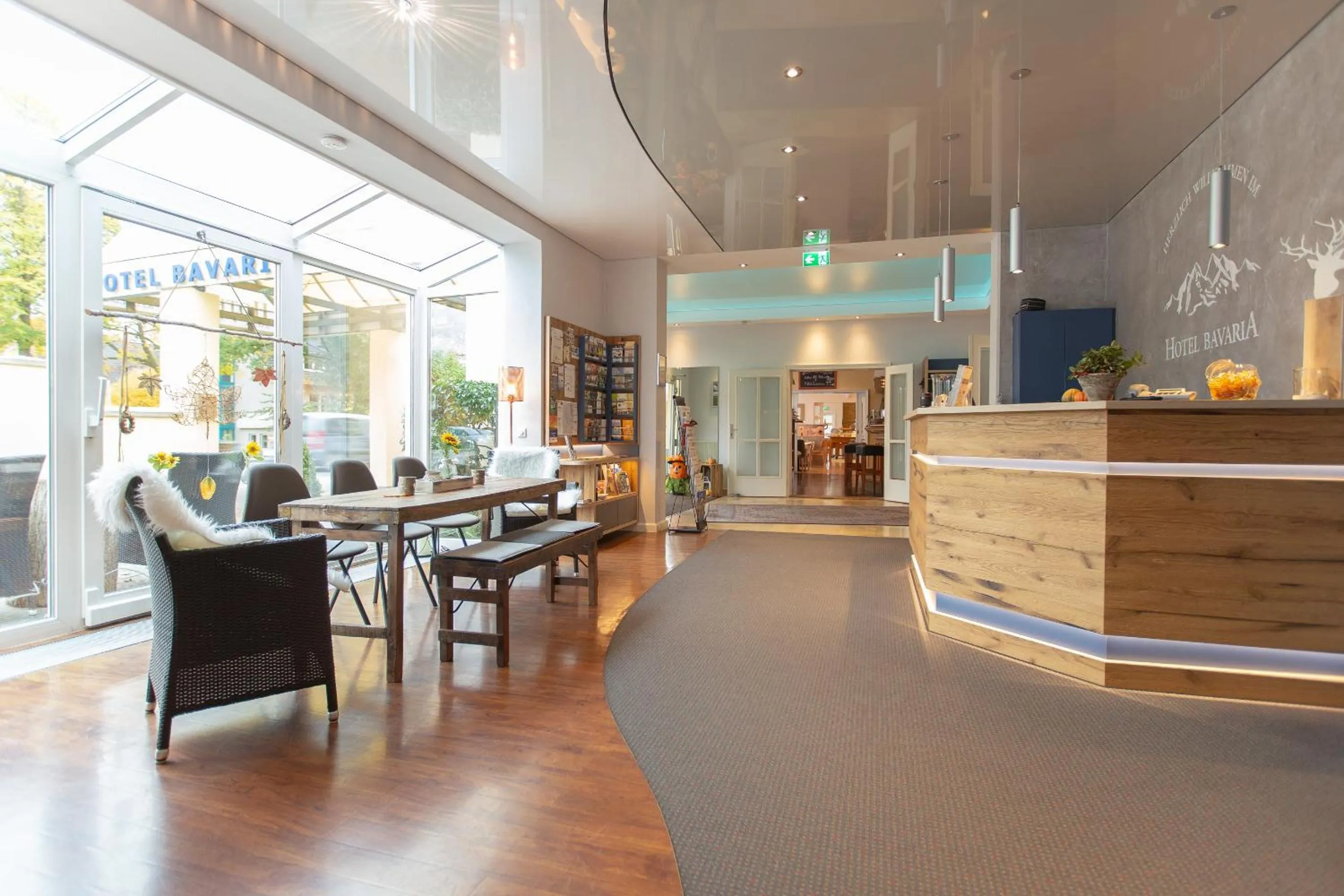 Lobby or reception in Hotel Bavaria Oldenburg