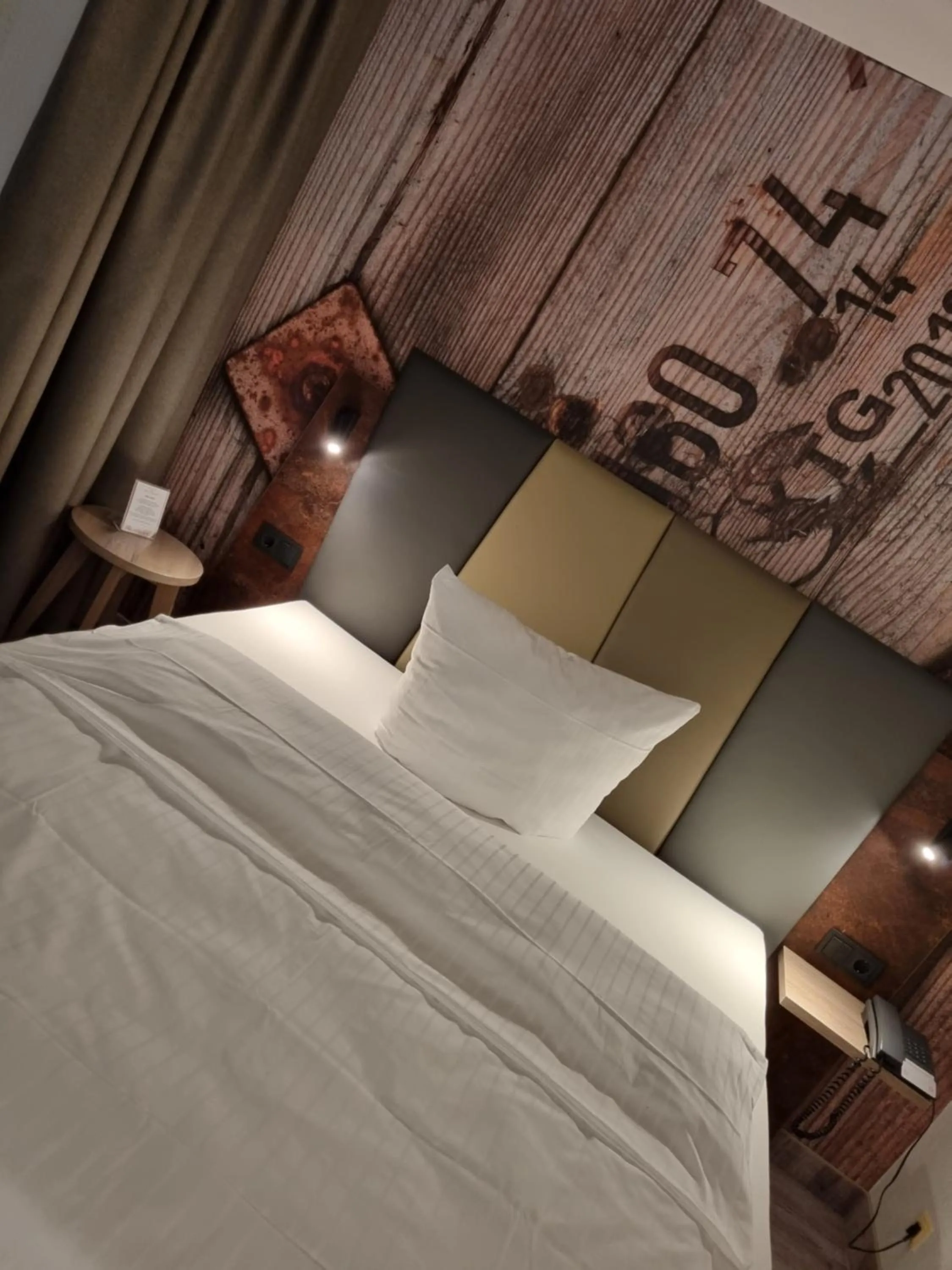 Bed in Hotel Bavaria Oldenburg