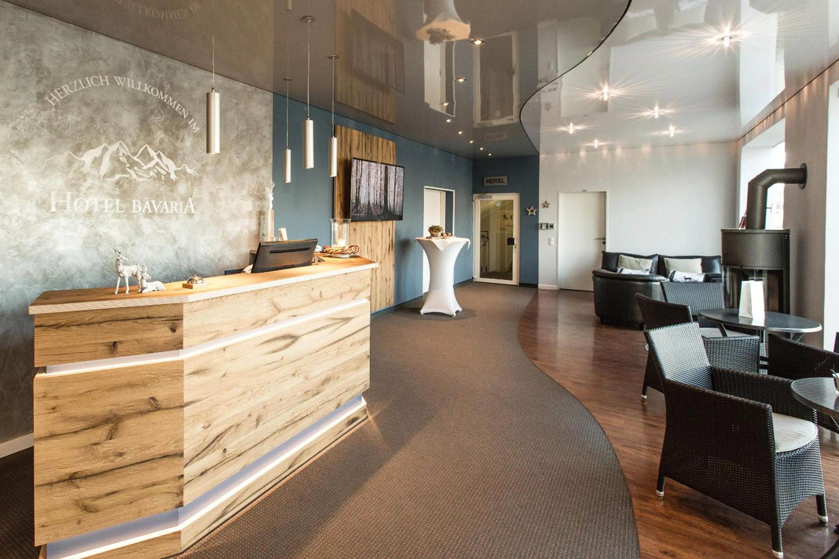 Lobby or reception in Hotel Bavaria Oldenburg