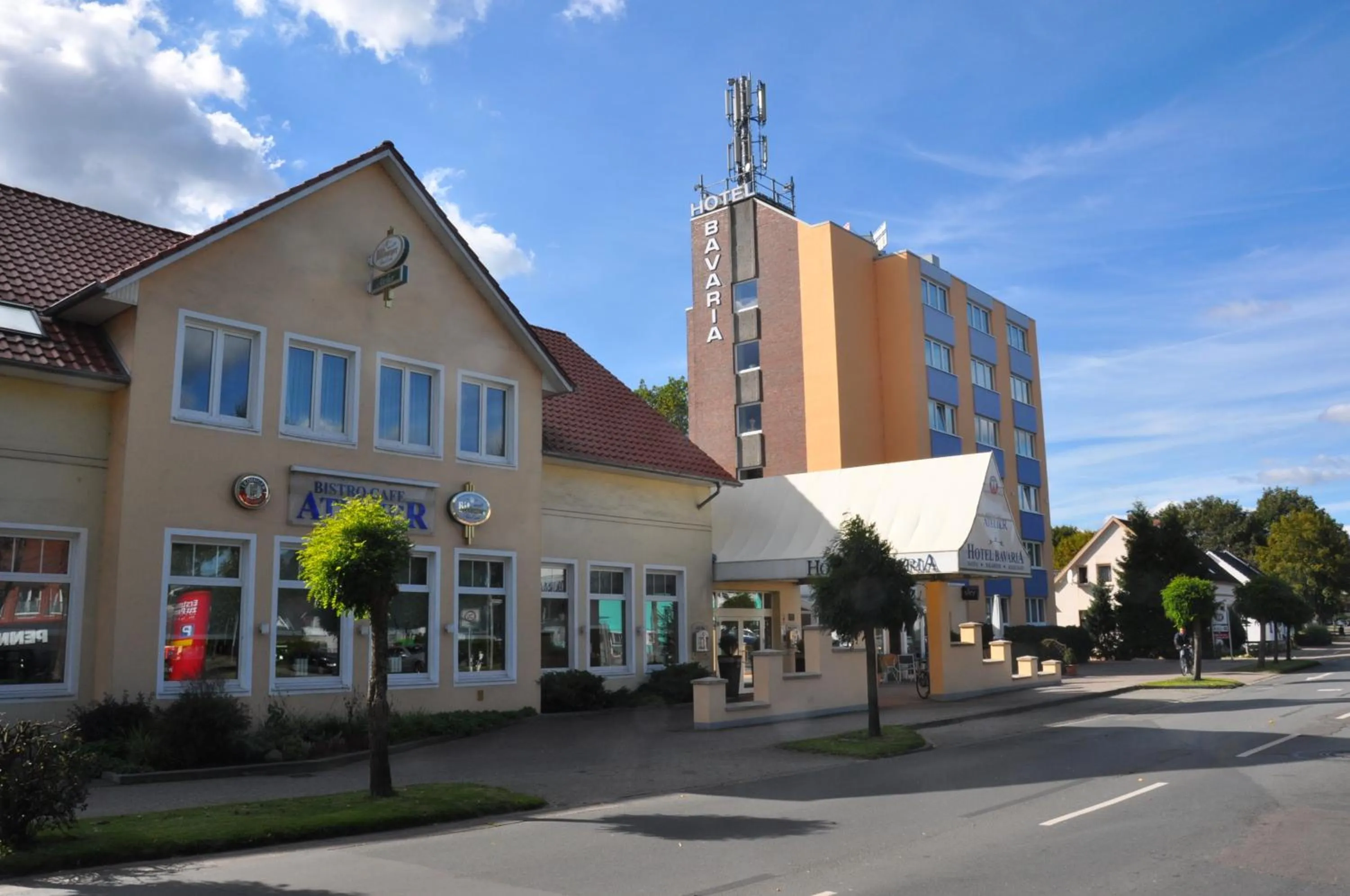 Facade/entrance in Hotel Bavaria Oldenburg