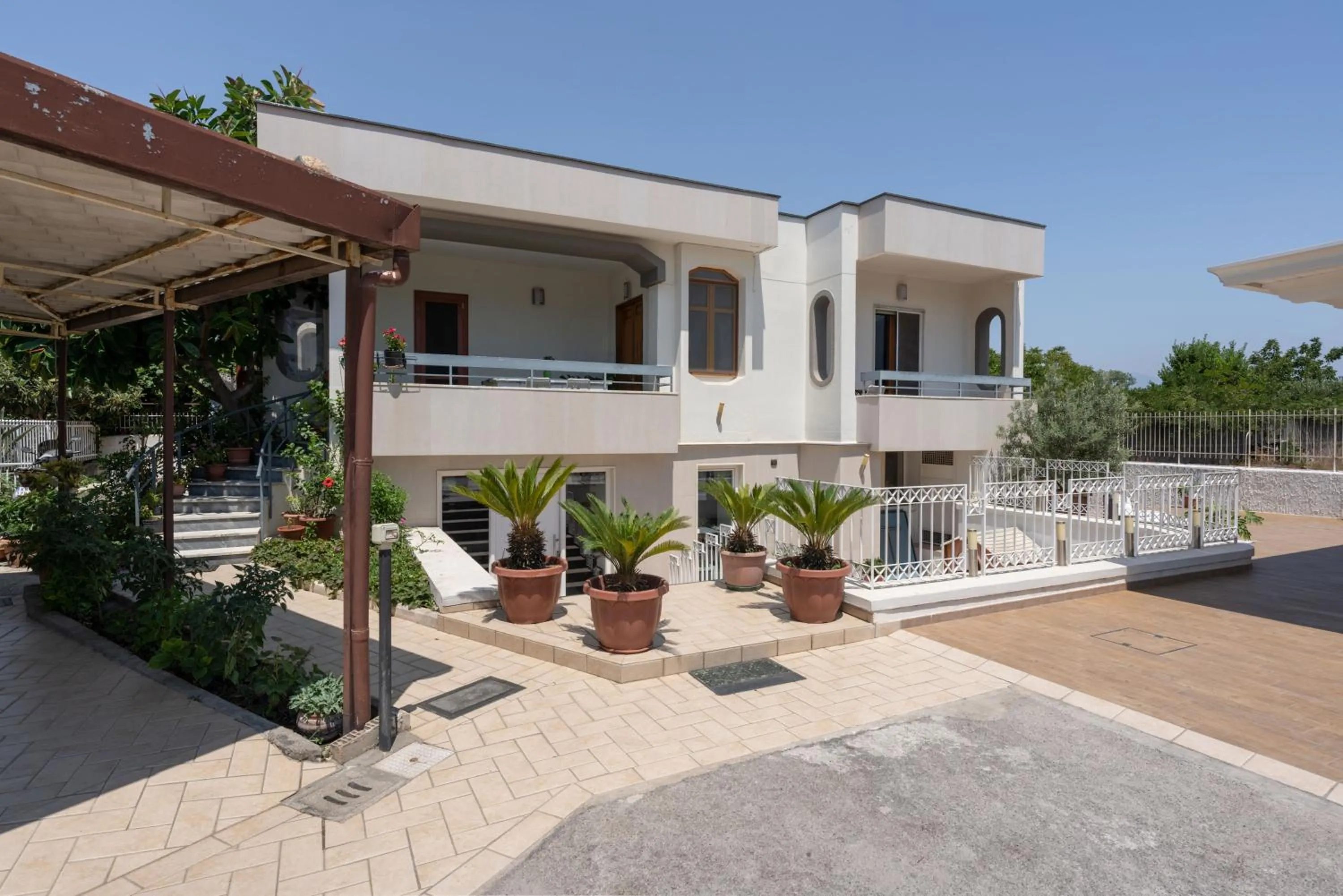 Property building in B&B Vera's Home Pompei