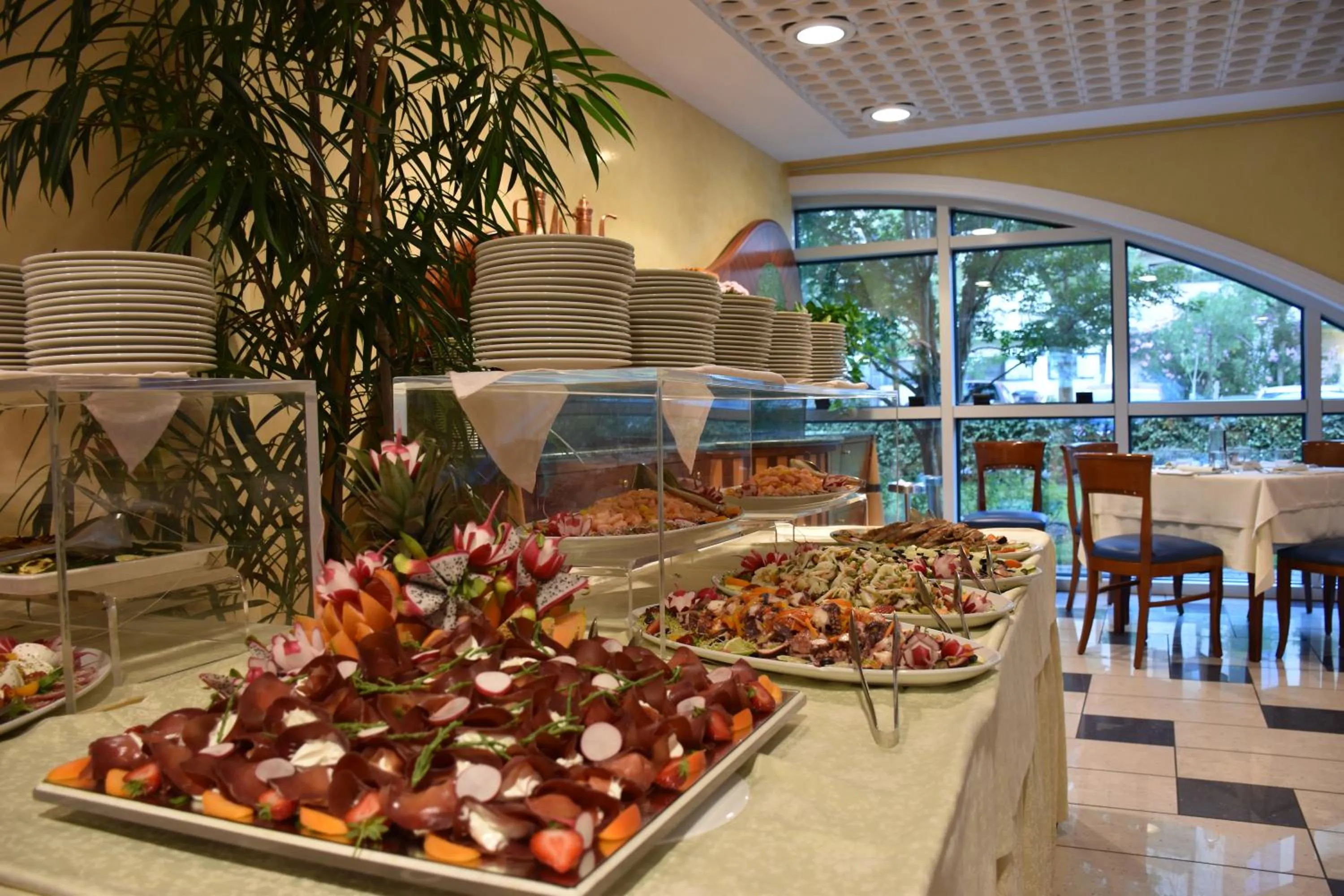 Restaurant/places to eat in Aparthotel Holiday