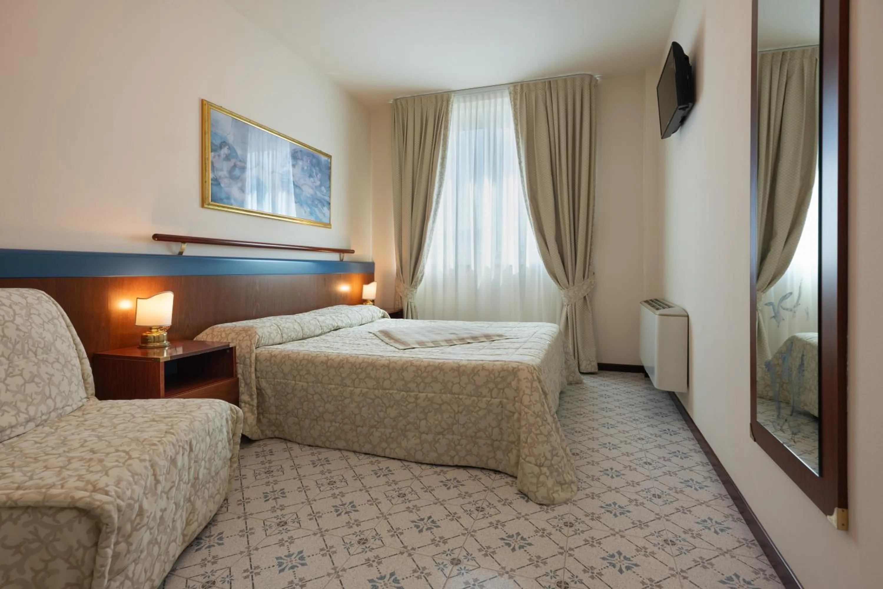 Photo of the whole room, Bed in Aparthotel Holiday