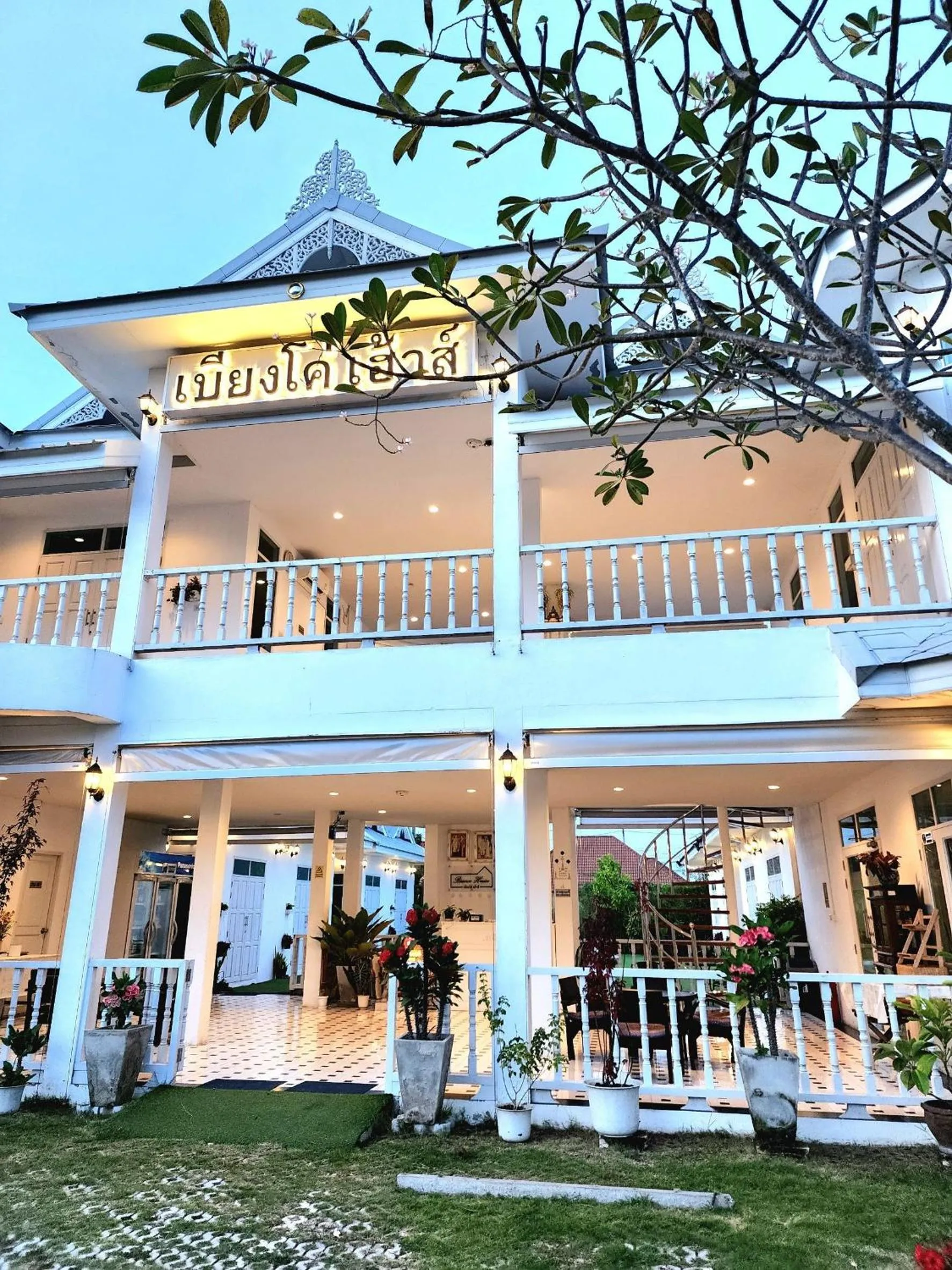 Property building in Bianco House Resort