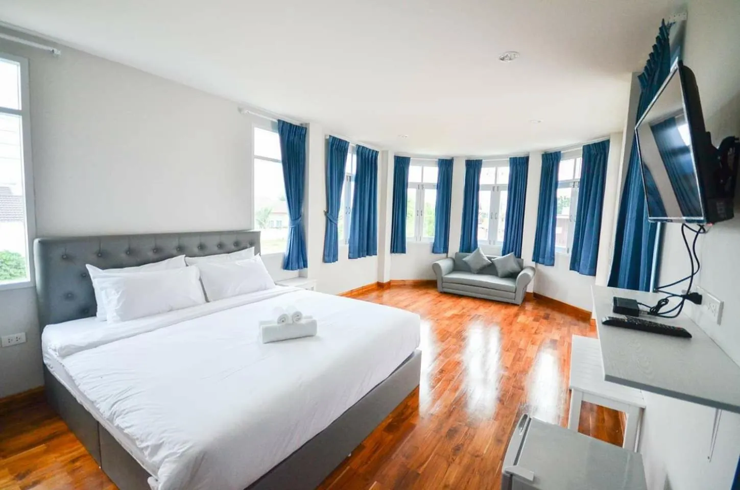 Photo of the whole room, Bed in Bianco House Resort