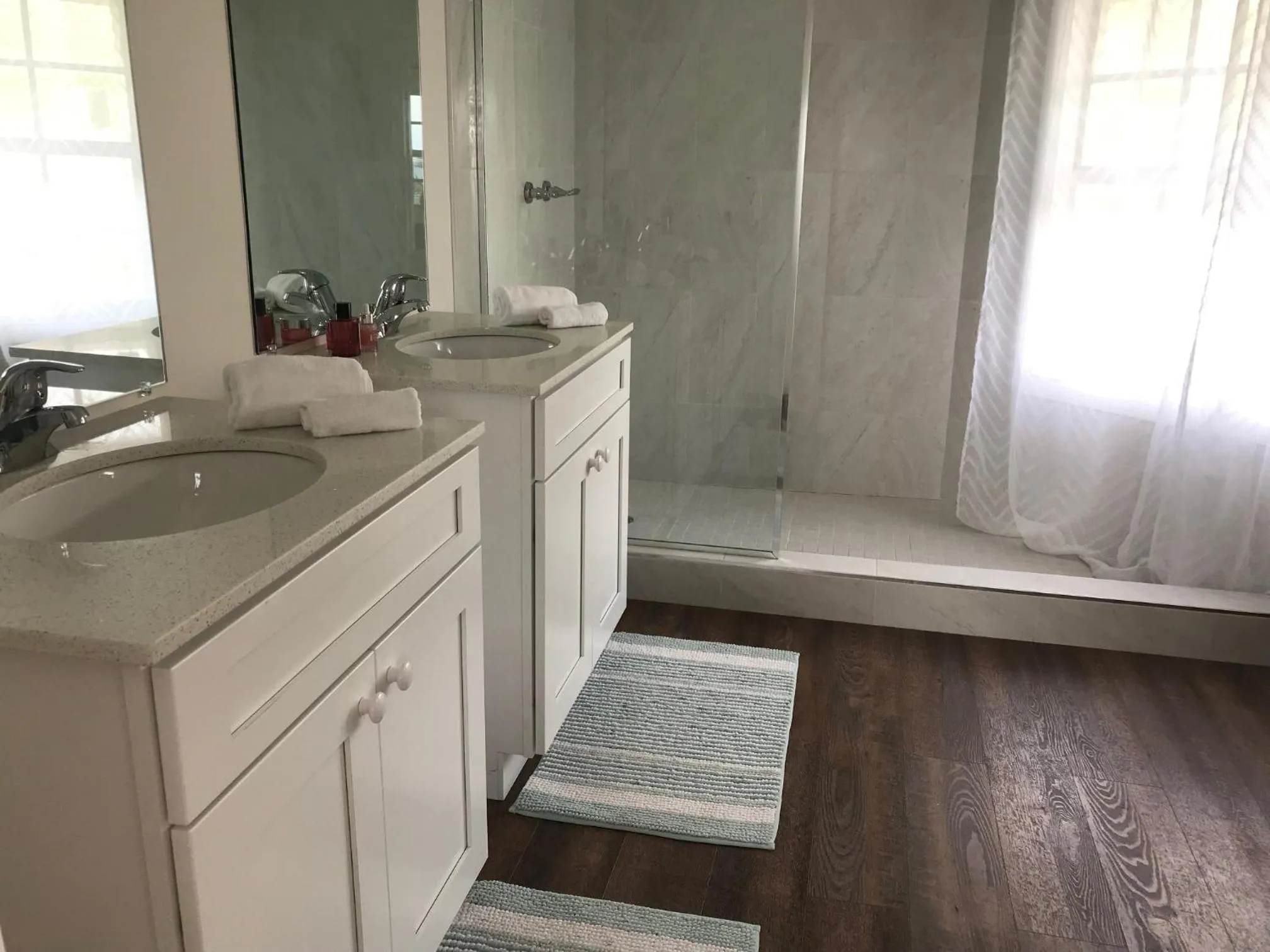 The Sunset Cove and Rainbow Room