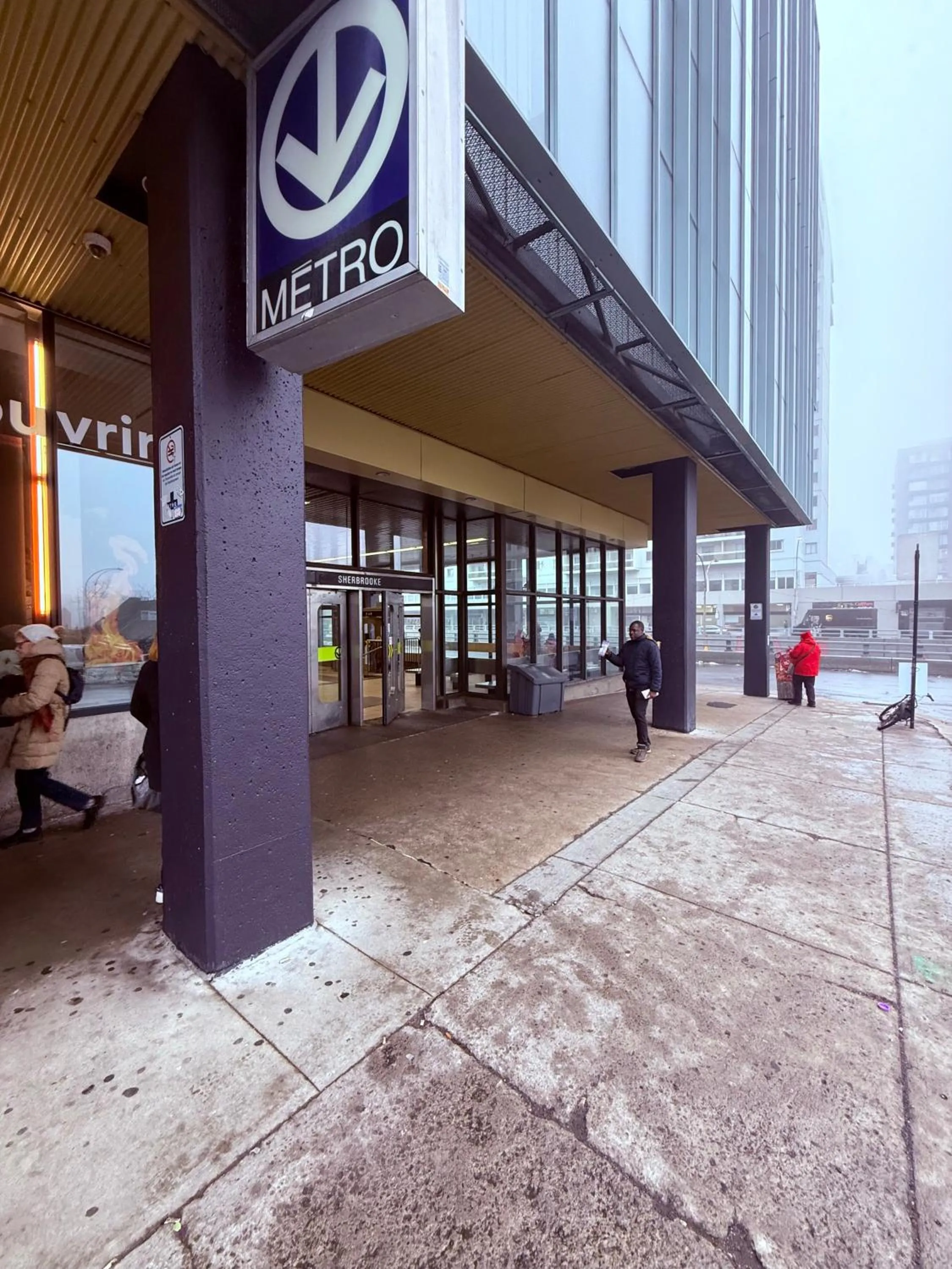 Day in Auberge du Plateau