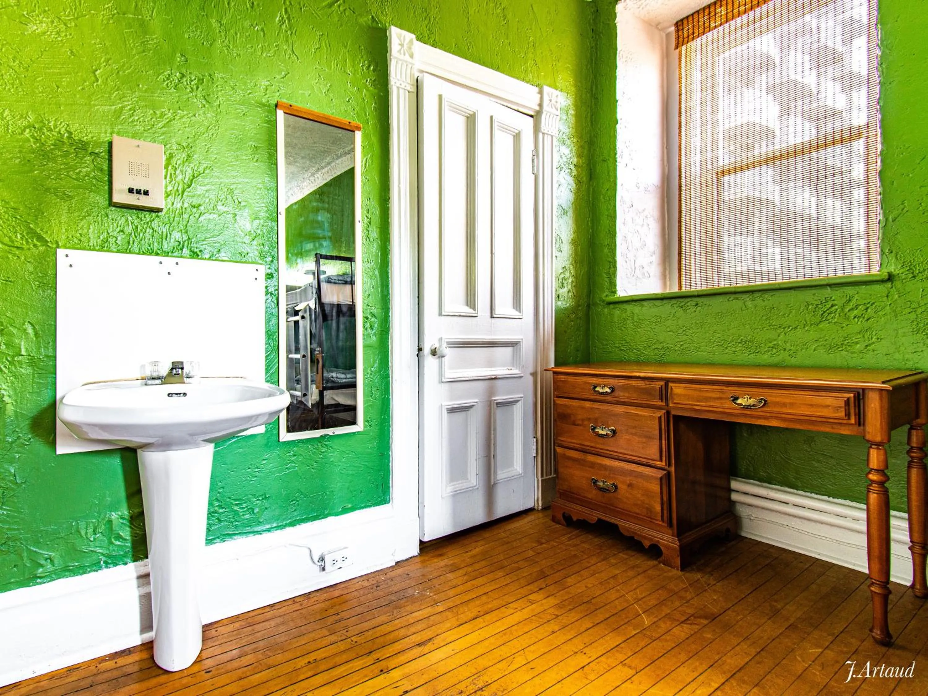 Buffet breakfast in Auberge du Plateau