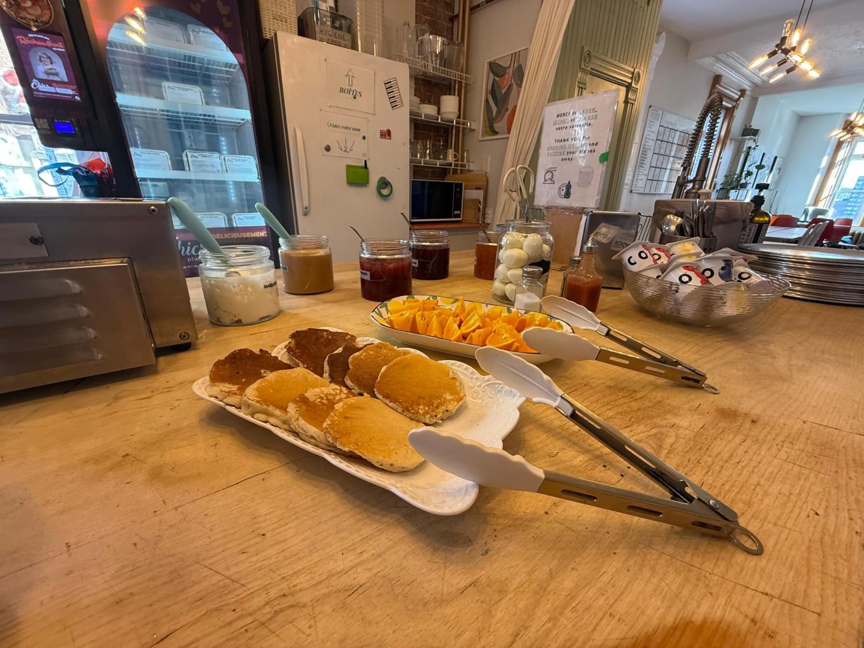 Breakfast in Auberge du Plateau