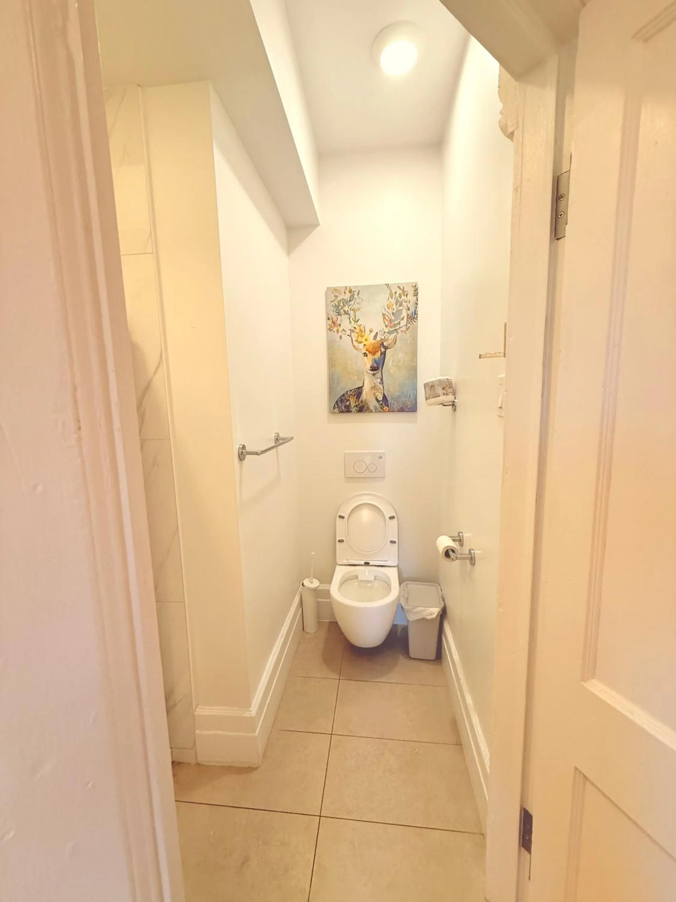 Toilet in Auberge du Plateau