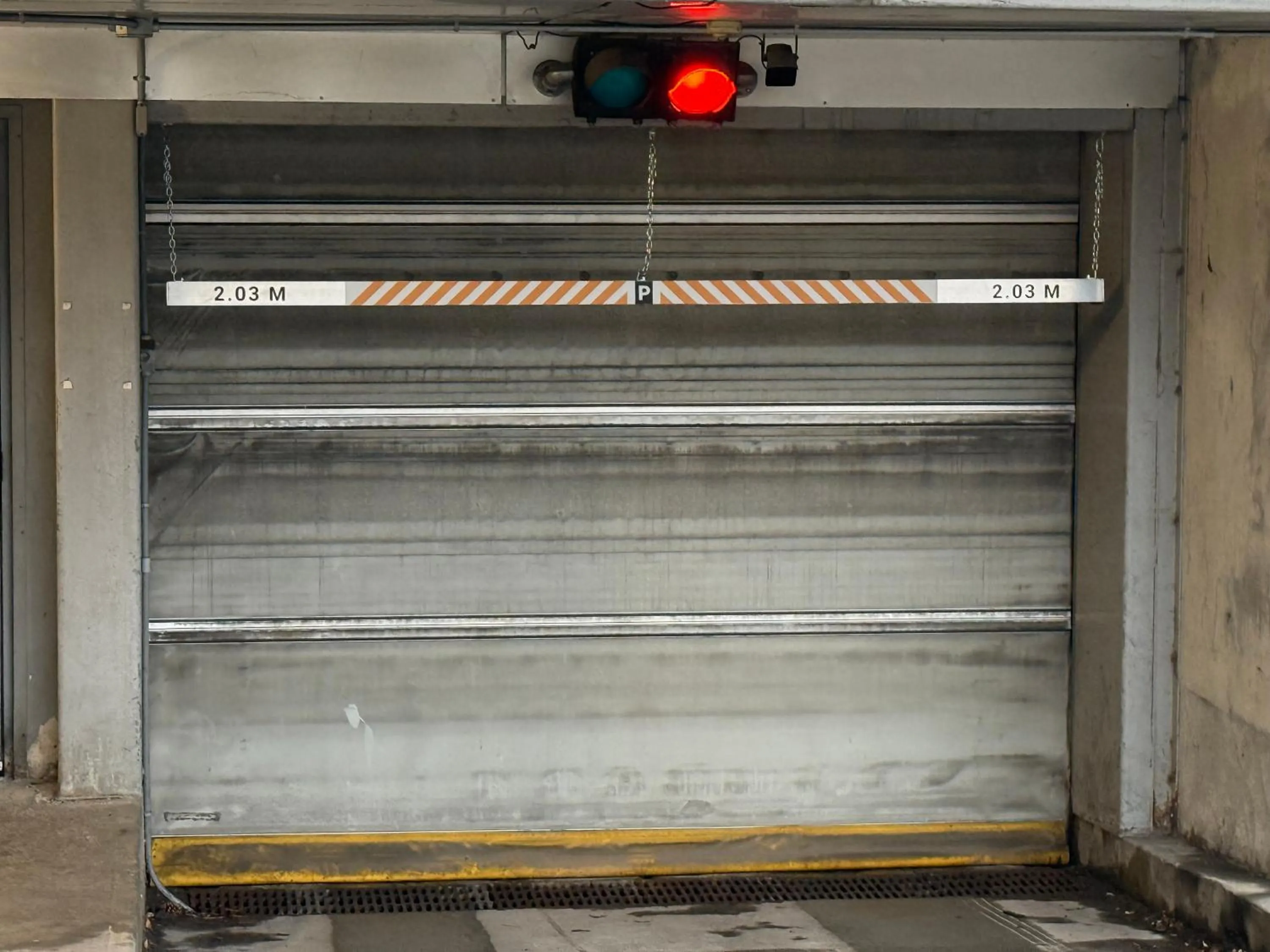 Parking in Auberge du Plateau