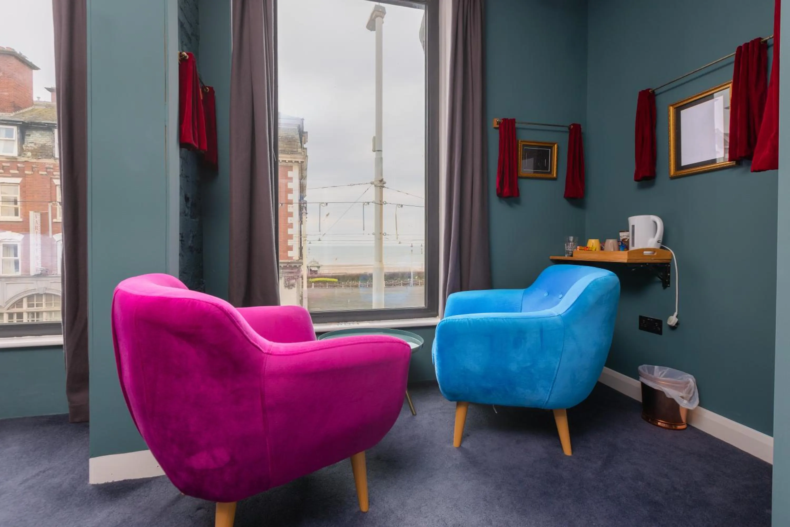 Coffee/tea facilities in ART B&B