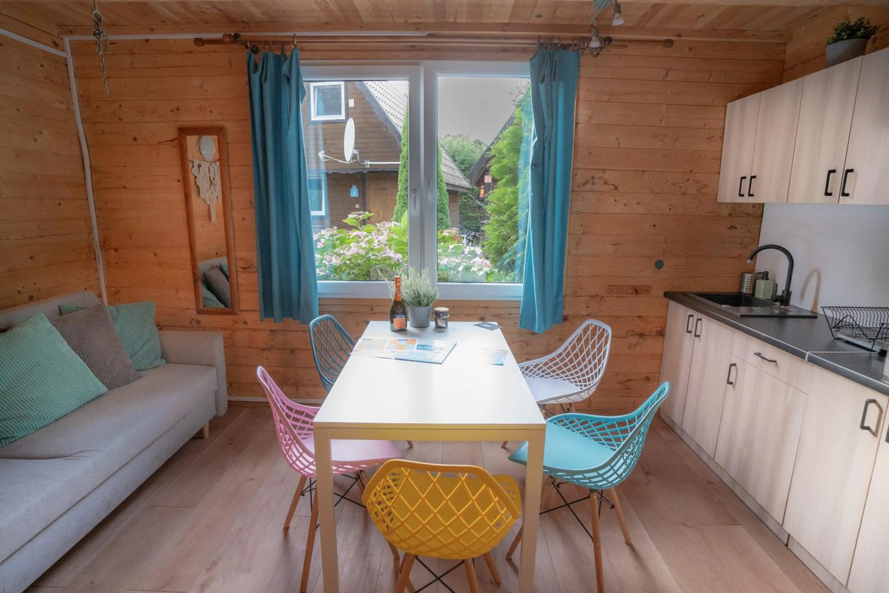 Pod Cyprysami - surf & family resort