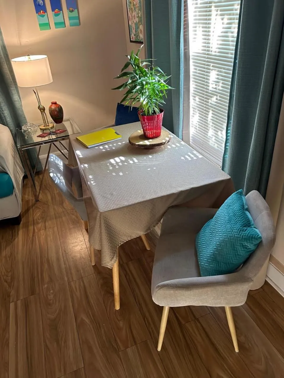 Living room in Palm Beach Mermaid