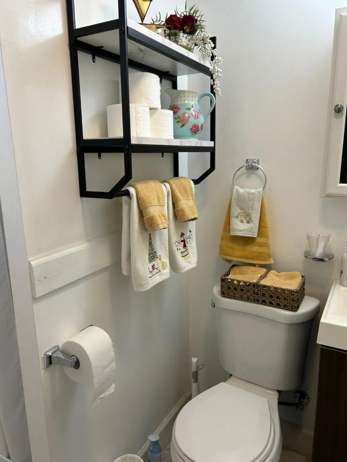 Bathroom in Palm Beach Mermaid