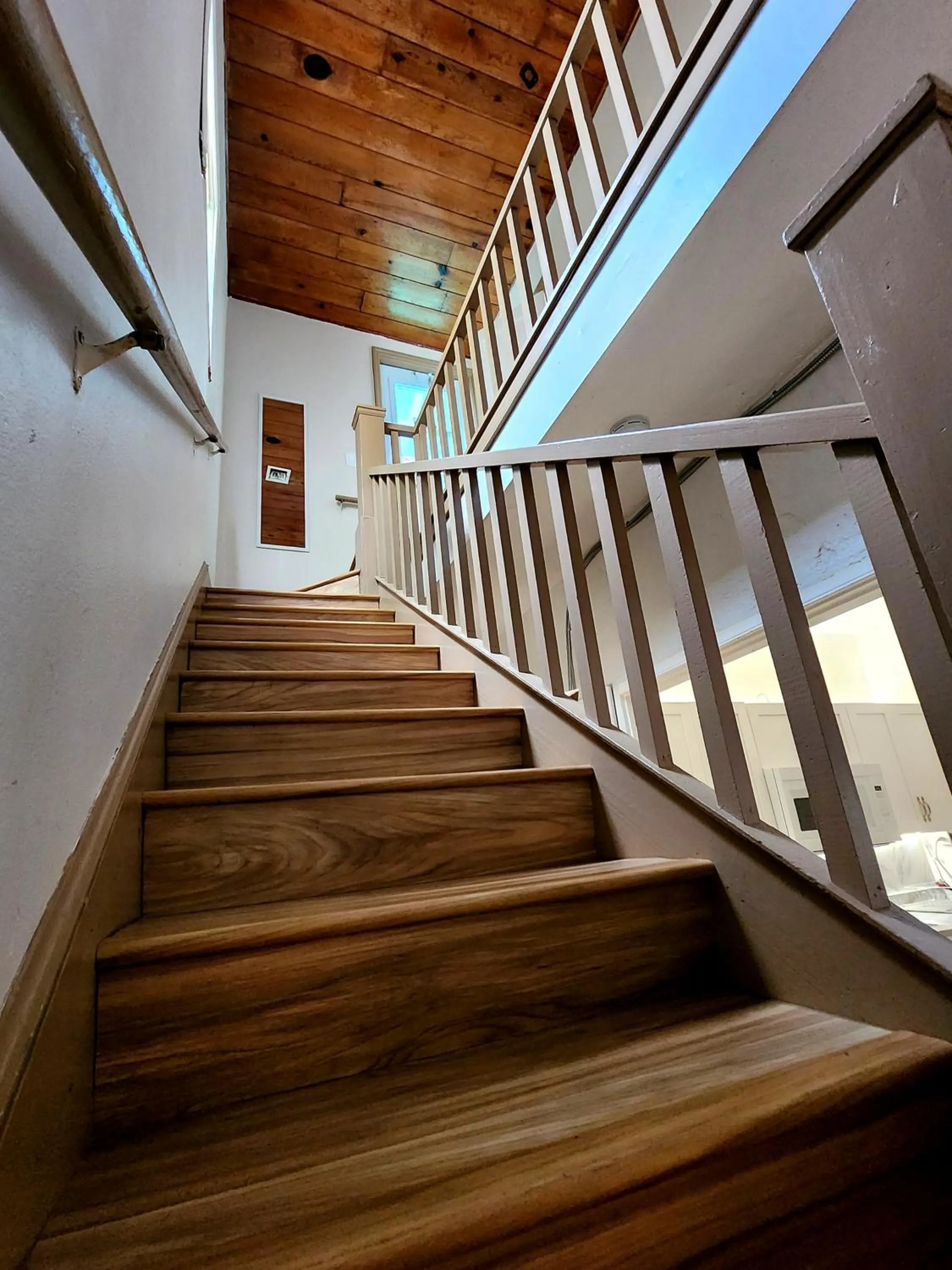 Property building in Palm Beach Mermaid