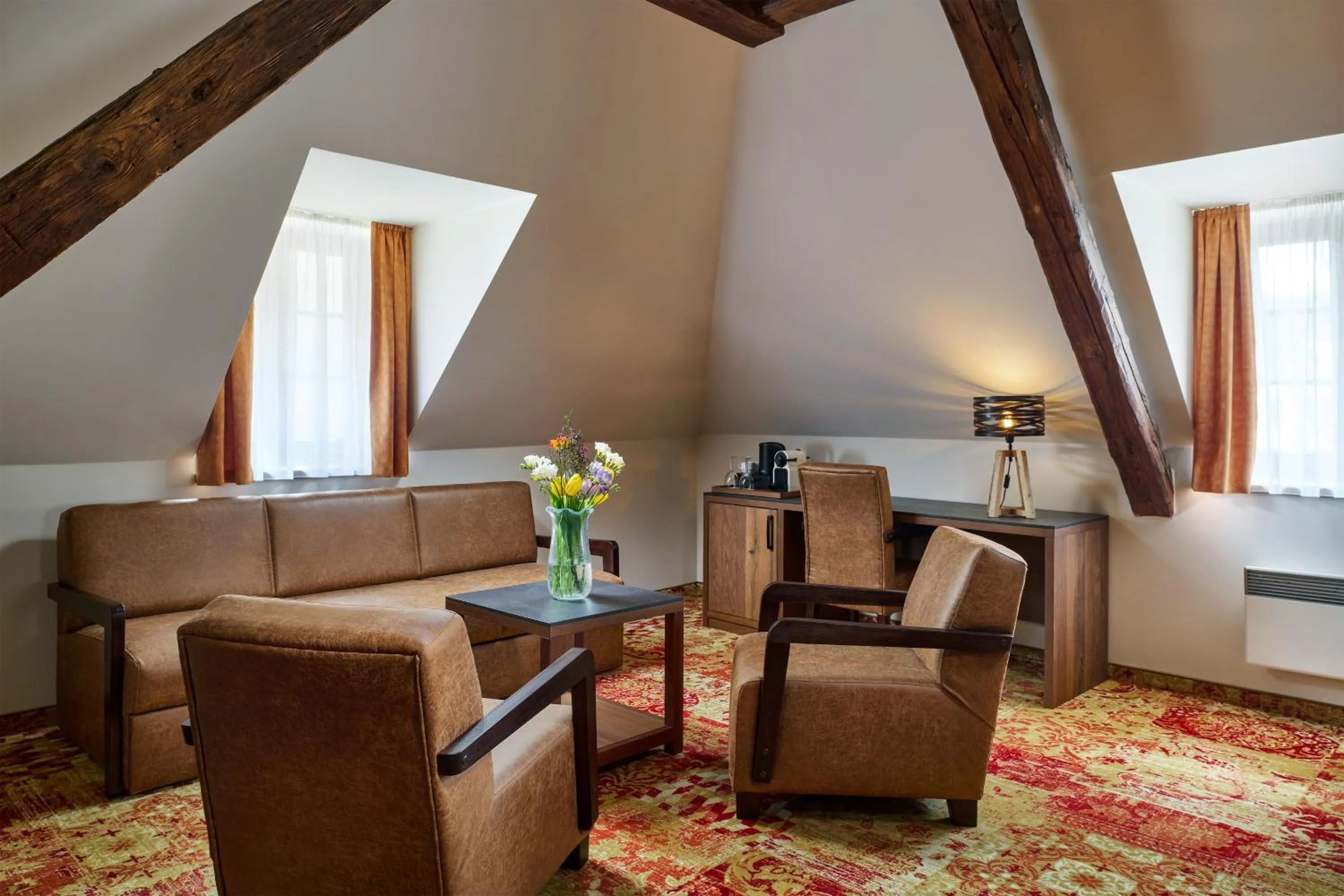 Photo of the whole room in Hotel Singer