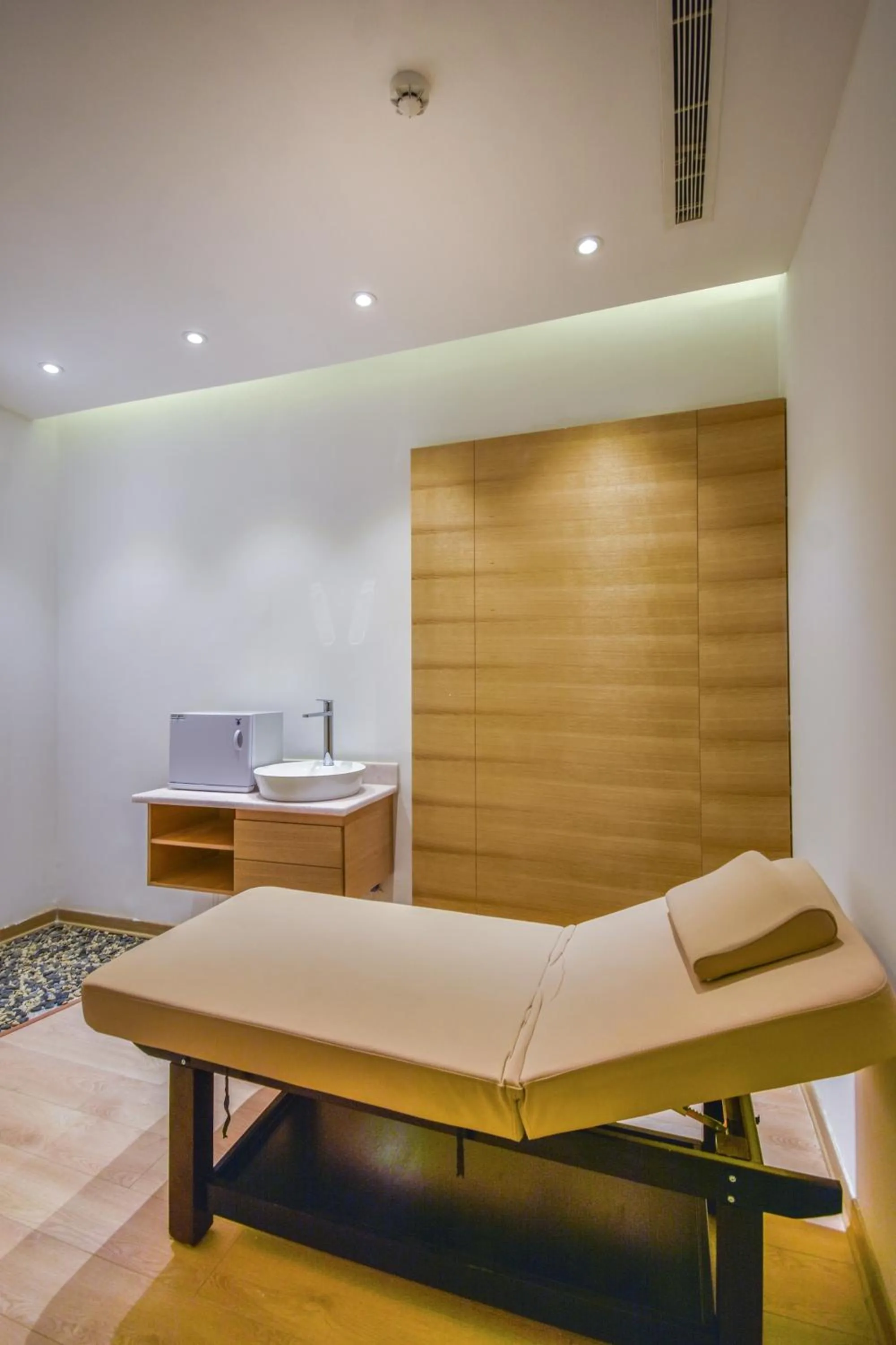 Massage in Ewaa Express Hotel - Khurais