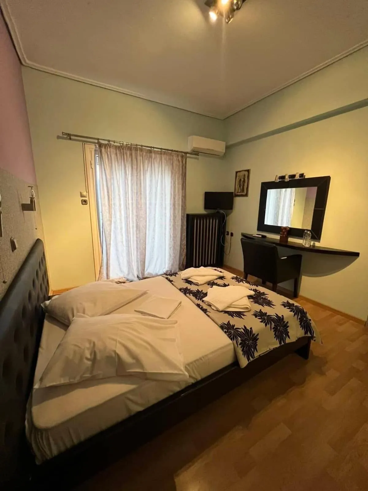 Bedroom, Bed in Hotel Korinthos