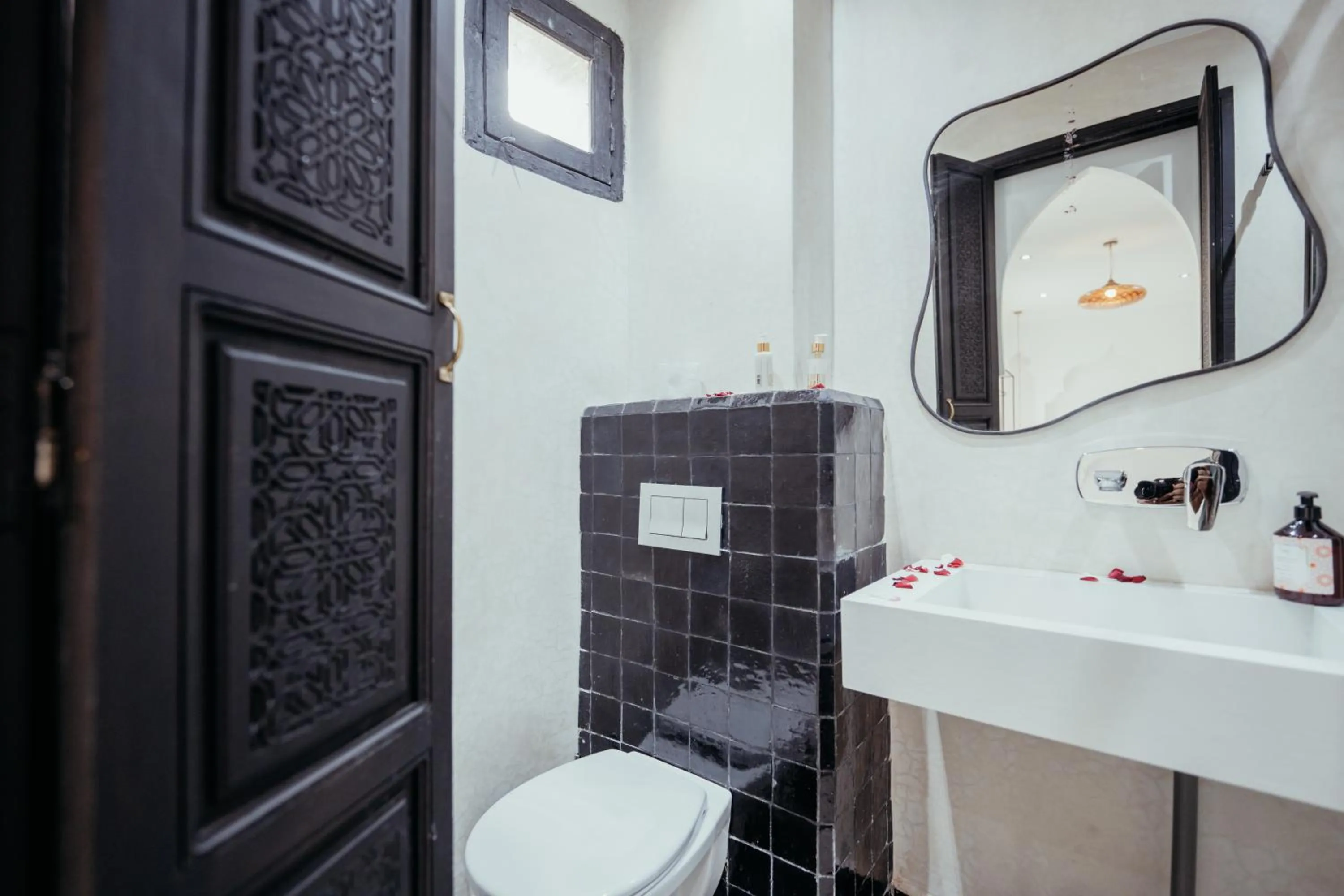 Bathroom in Riad Agdal Royal & Spa
