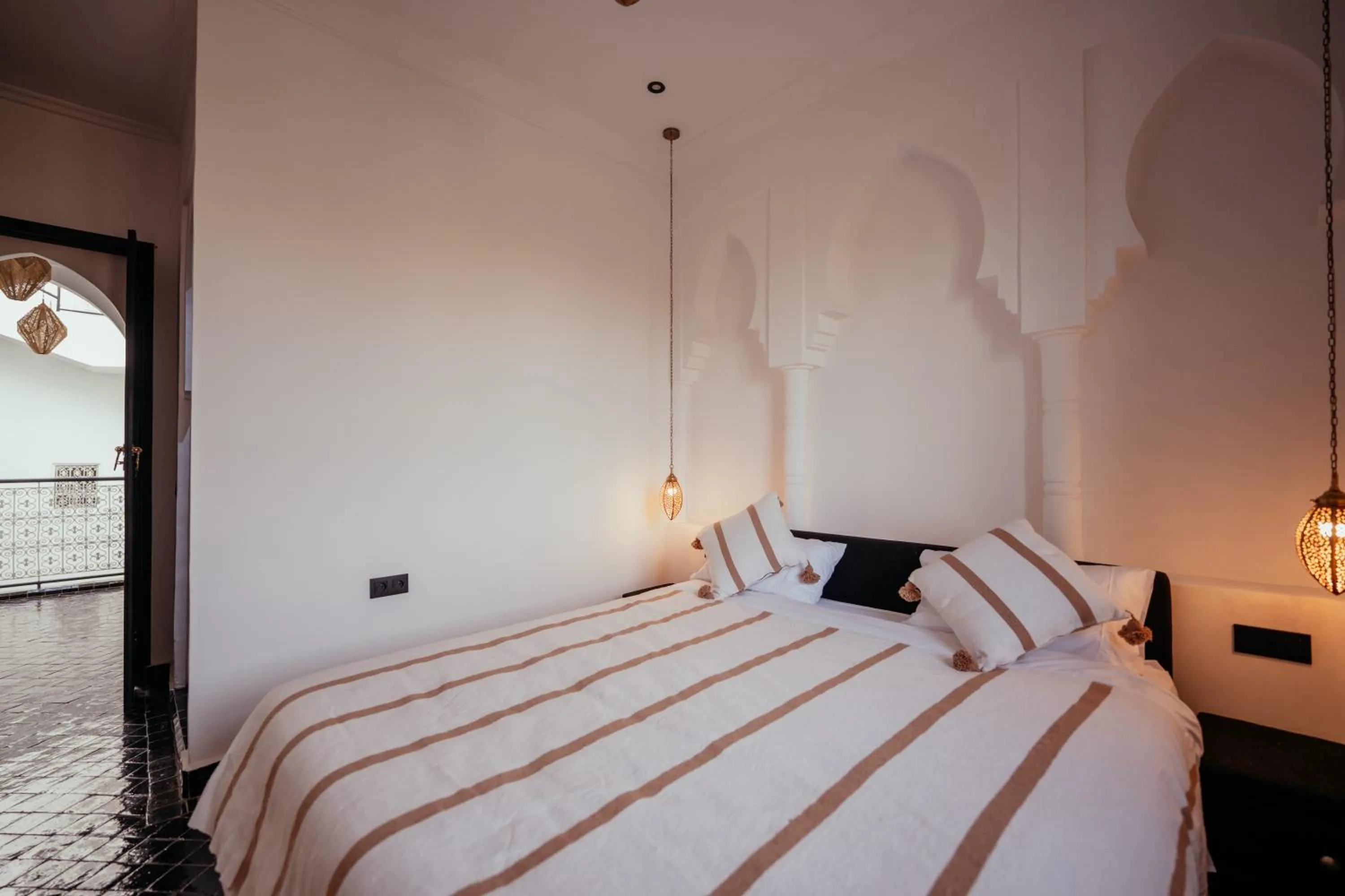 Bed in Riad Agdal Royal & Spa