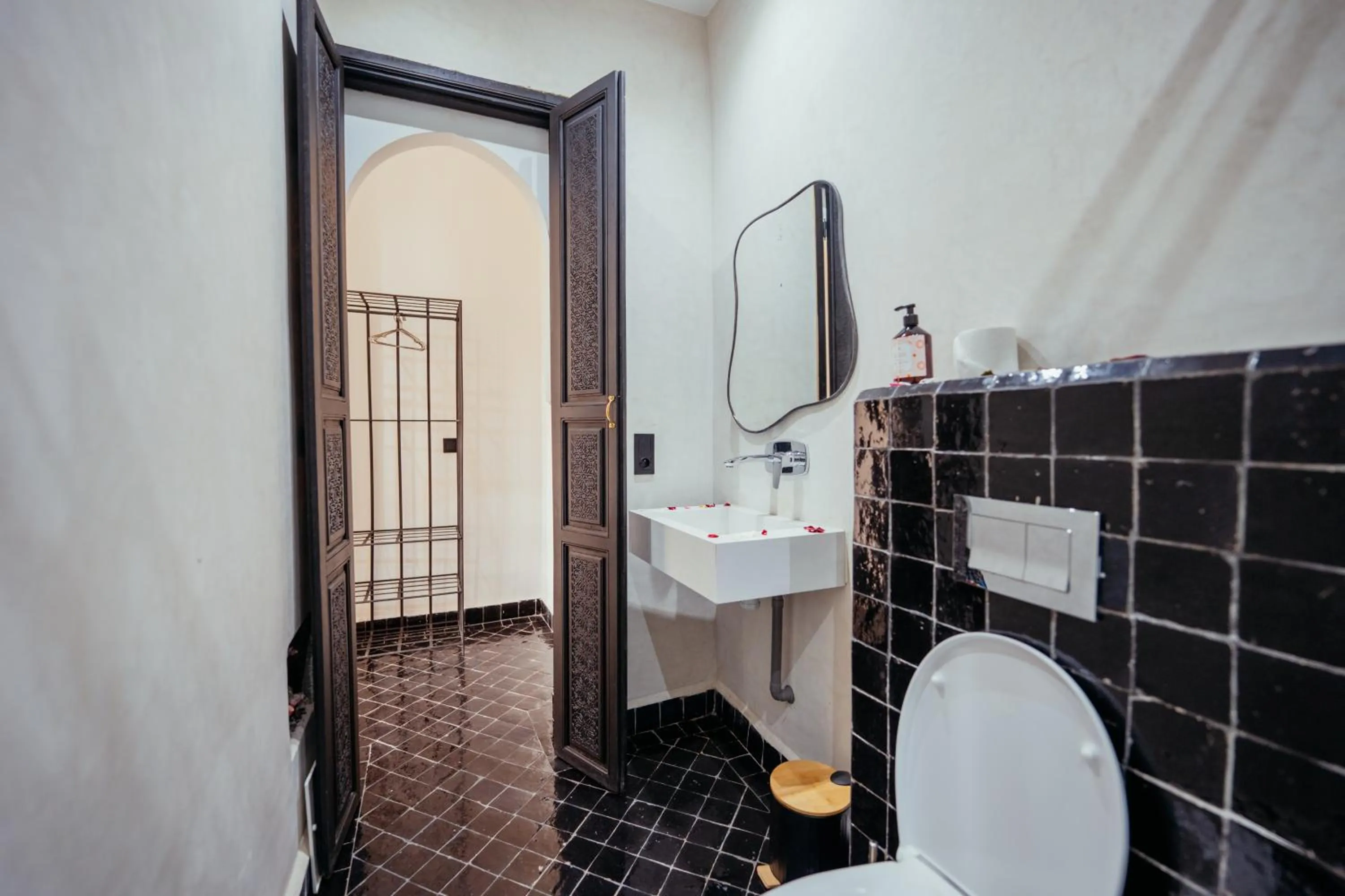 Bathroom in Riad Agdal Royal & Spa