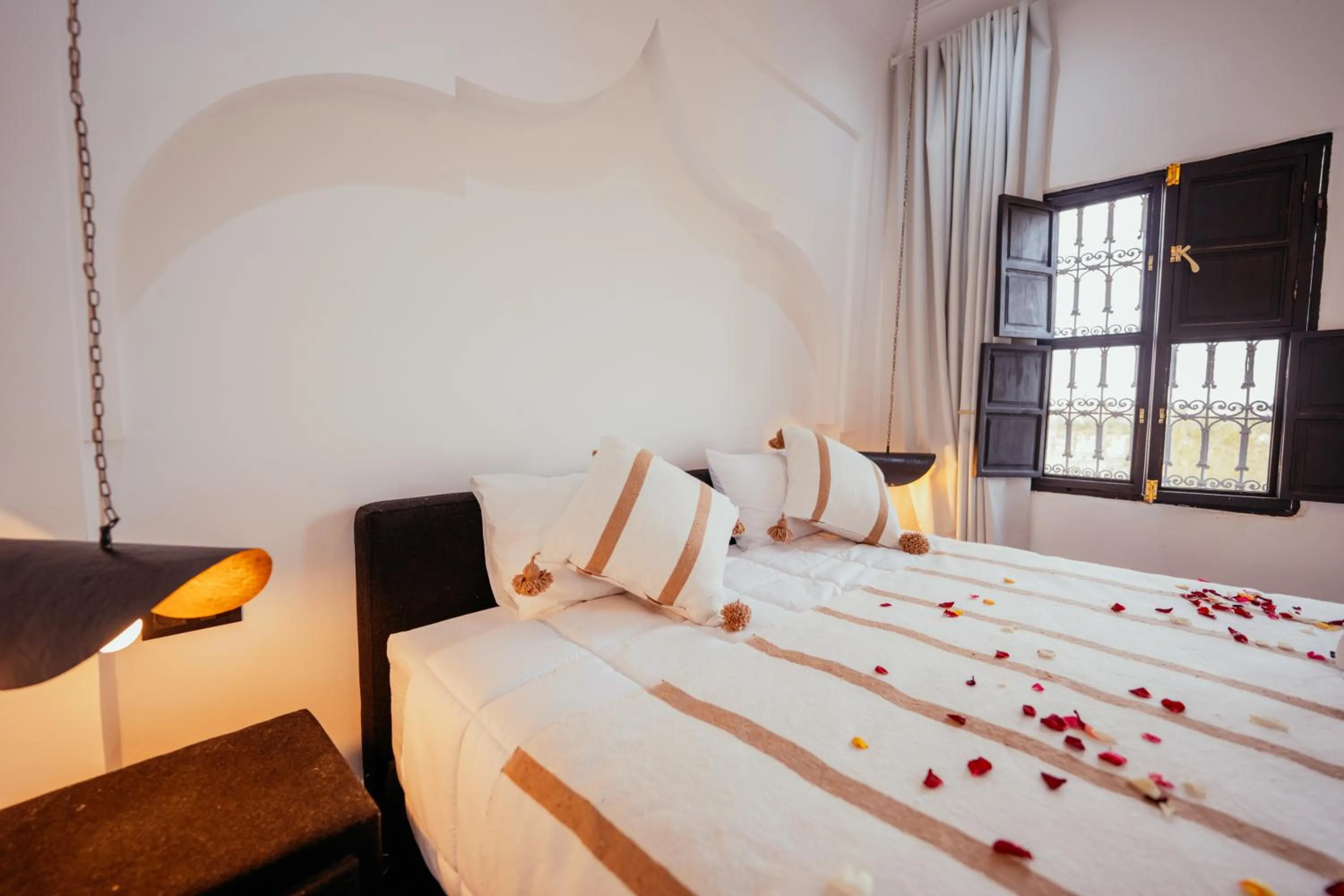 Bed in Riad Agdal Royal & Spa