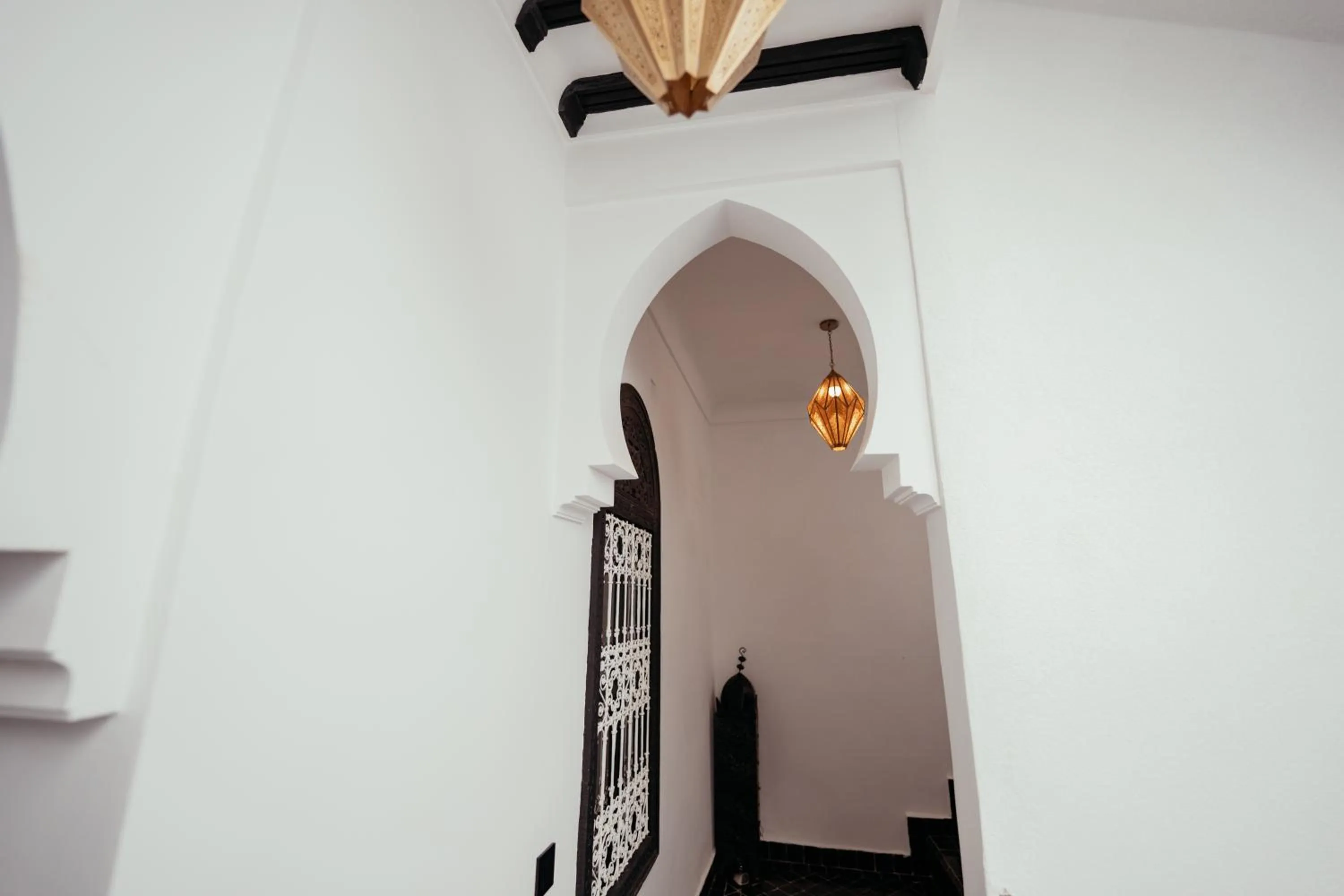 wardrobe in Riad Agdal Royal & Spa