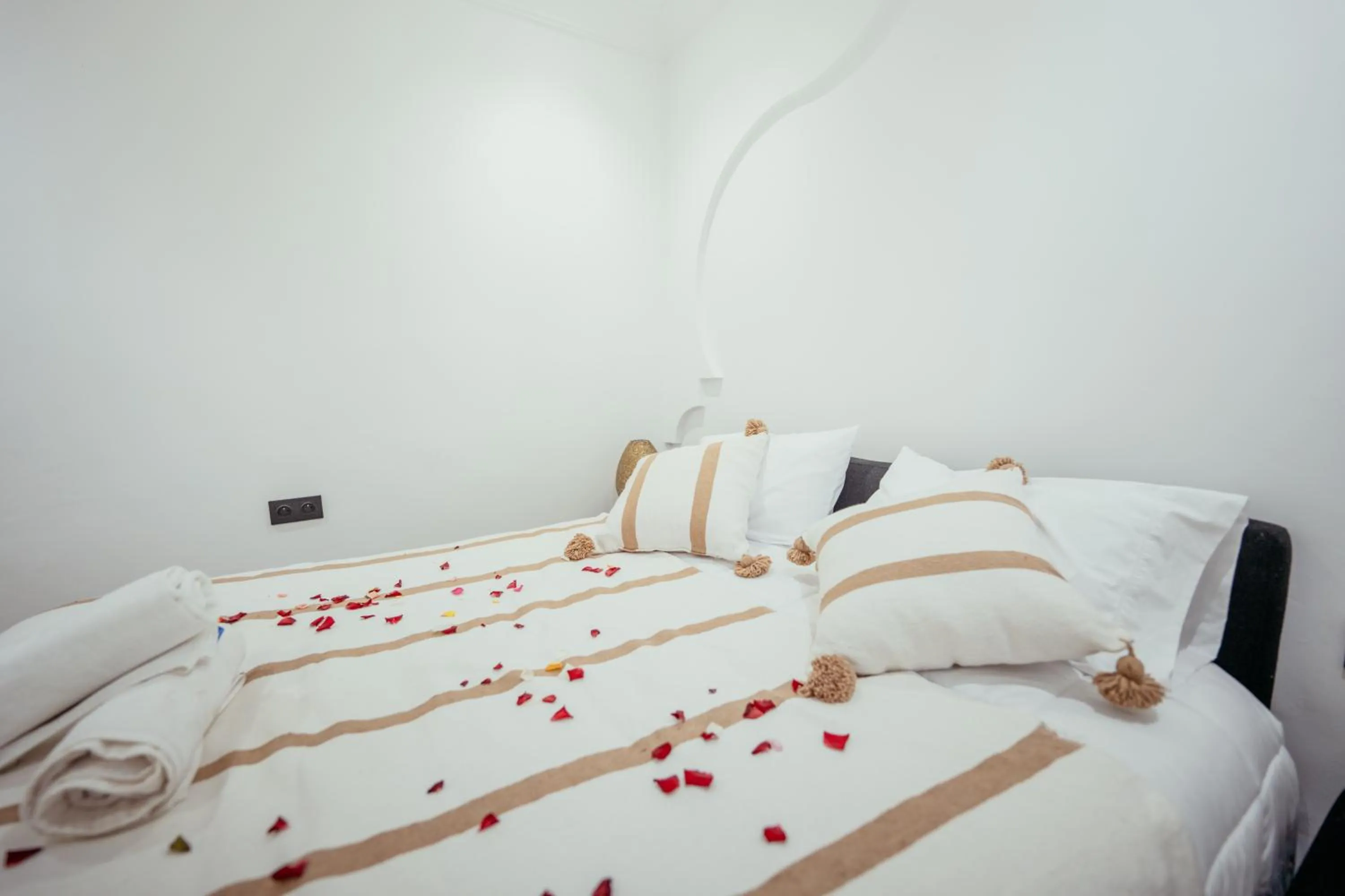 bunk bed, Bed in Riad Agdal Royal & Spa