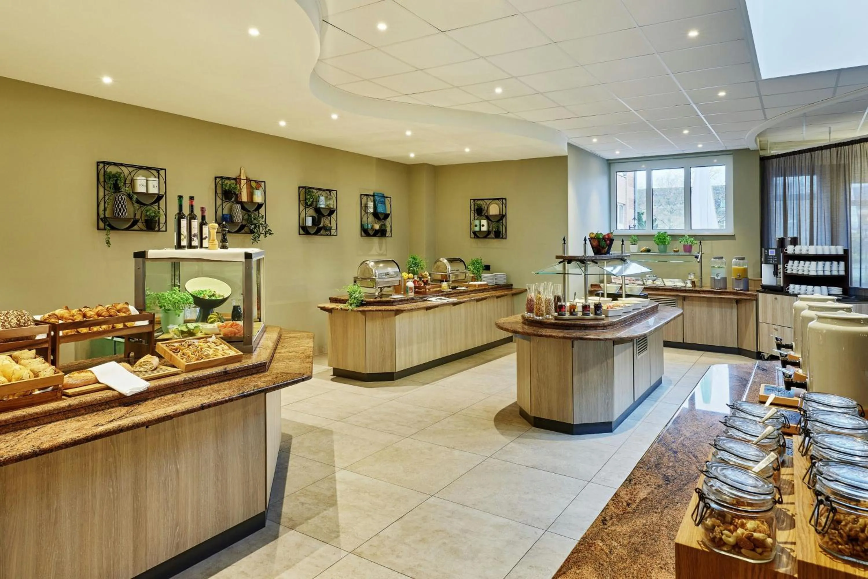 Breakfast in Hotel Schwerin Seven Lakes