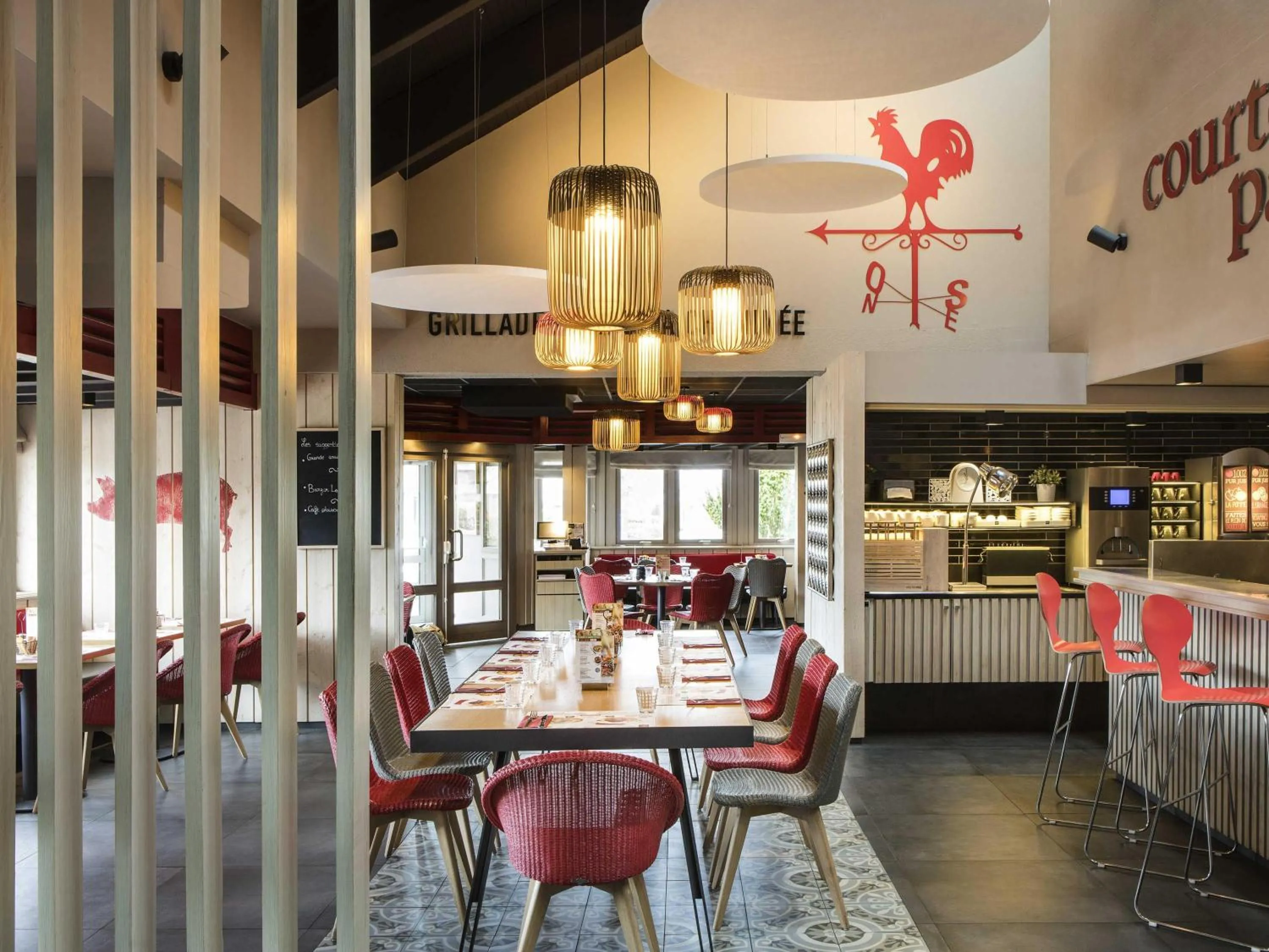 Restaurant/places to eat in ibis Reims Tinqueux