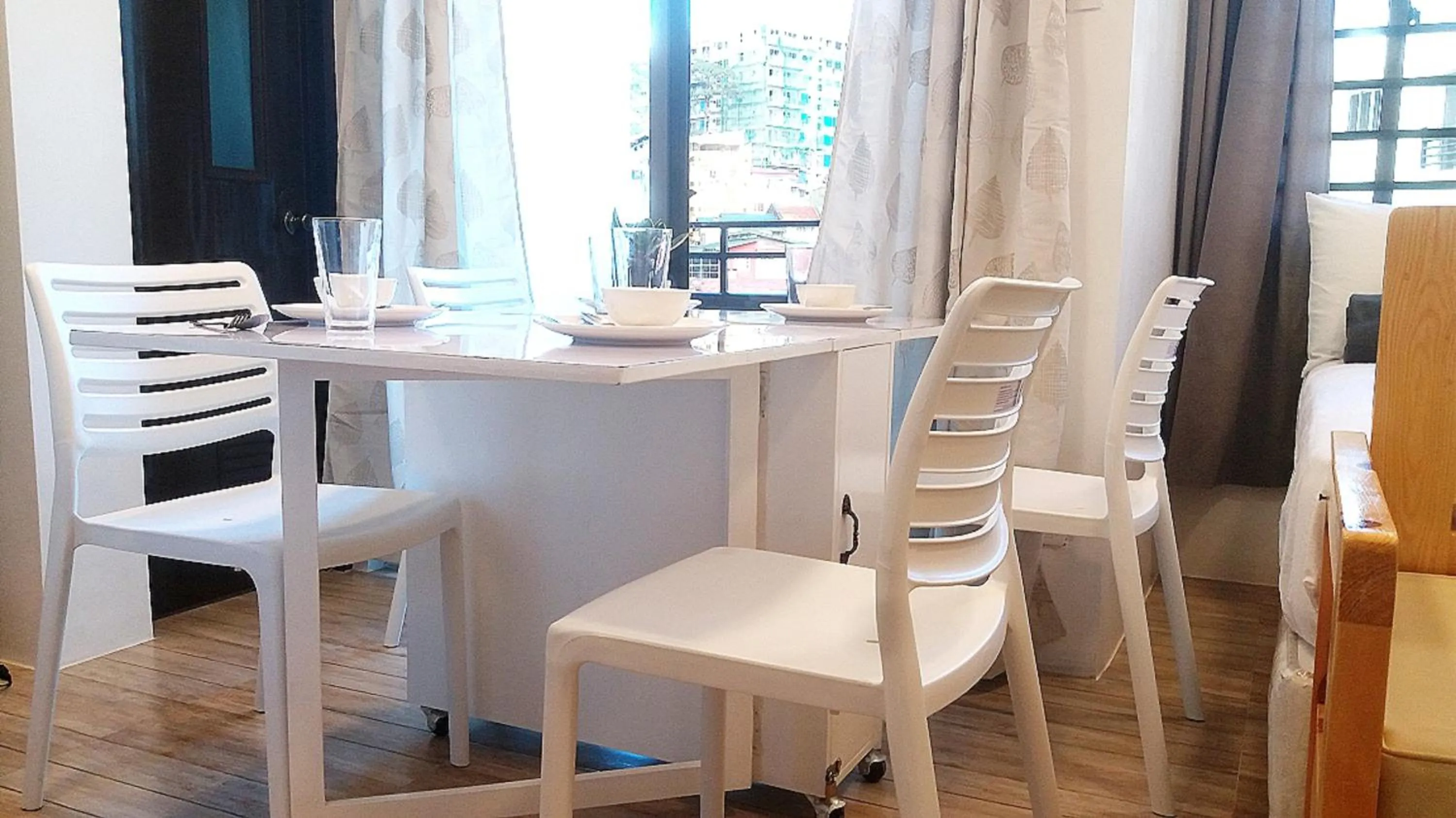 Mireya's Studio Condo at Goshen Towers - Session Road