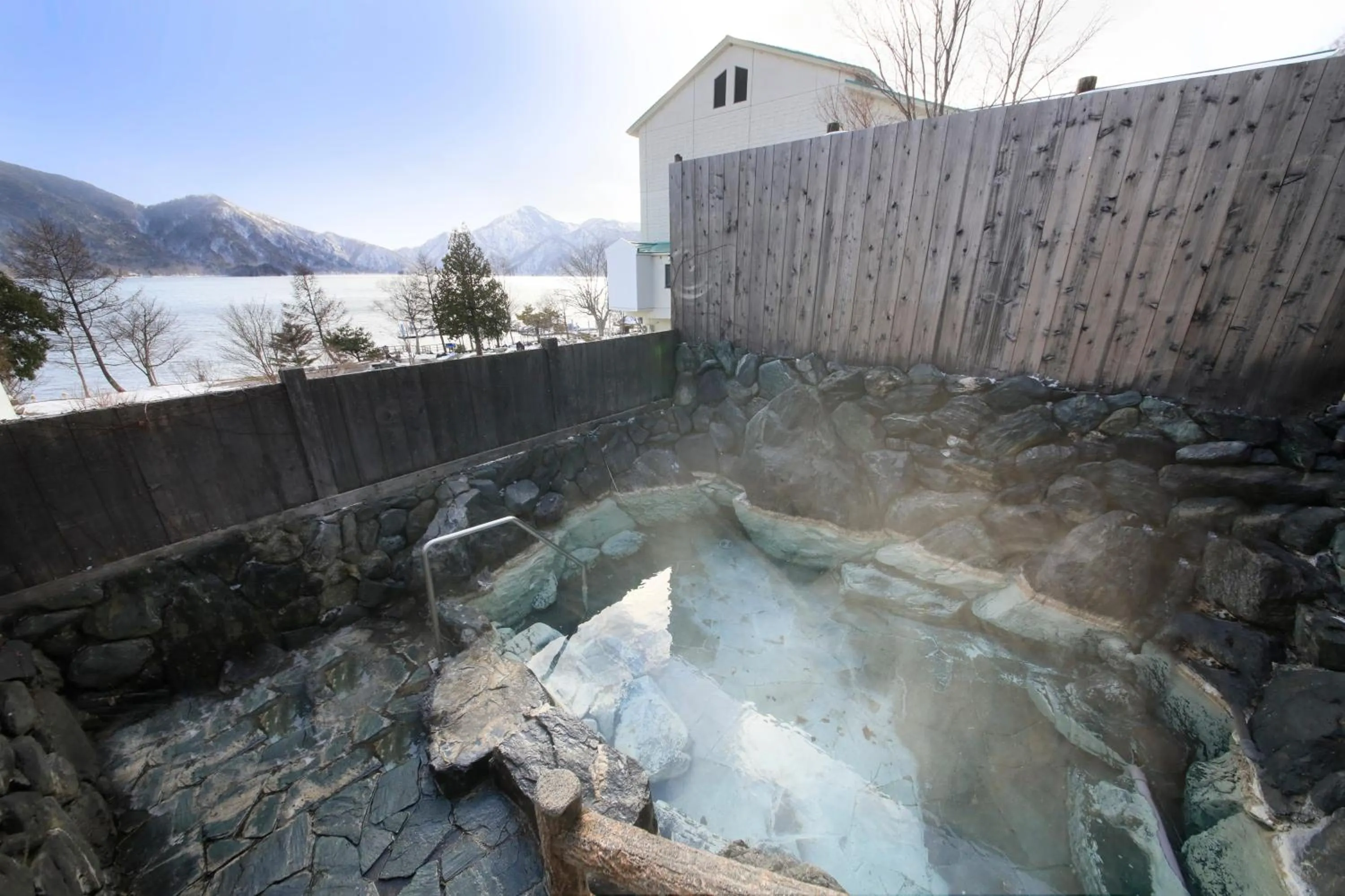 Winter in Yutorelo Nikko