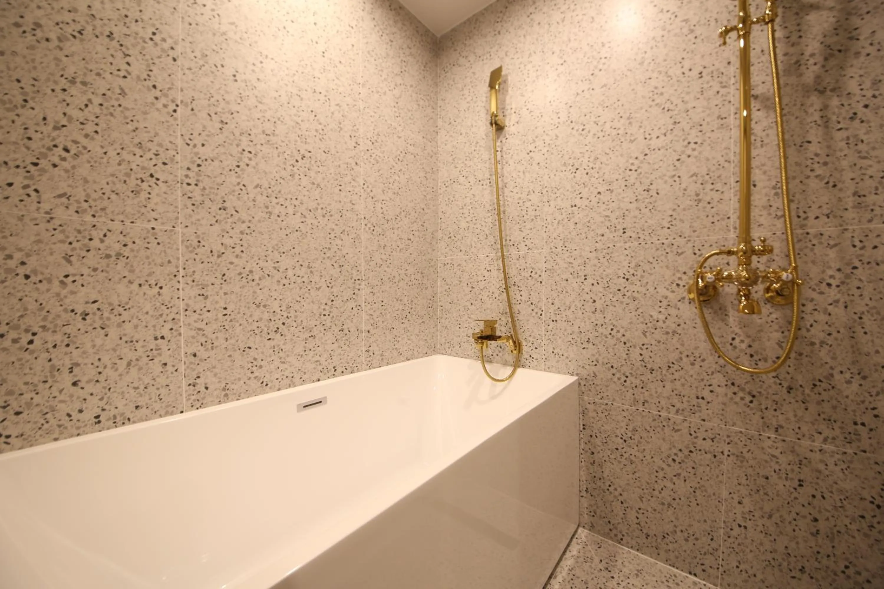 Hot Tub in Den Basta Hotel