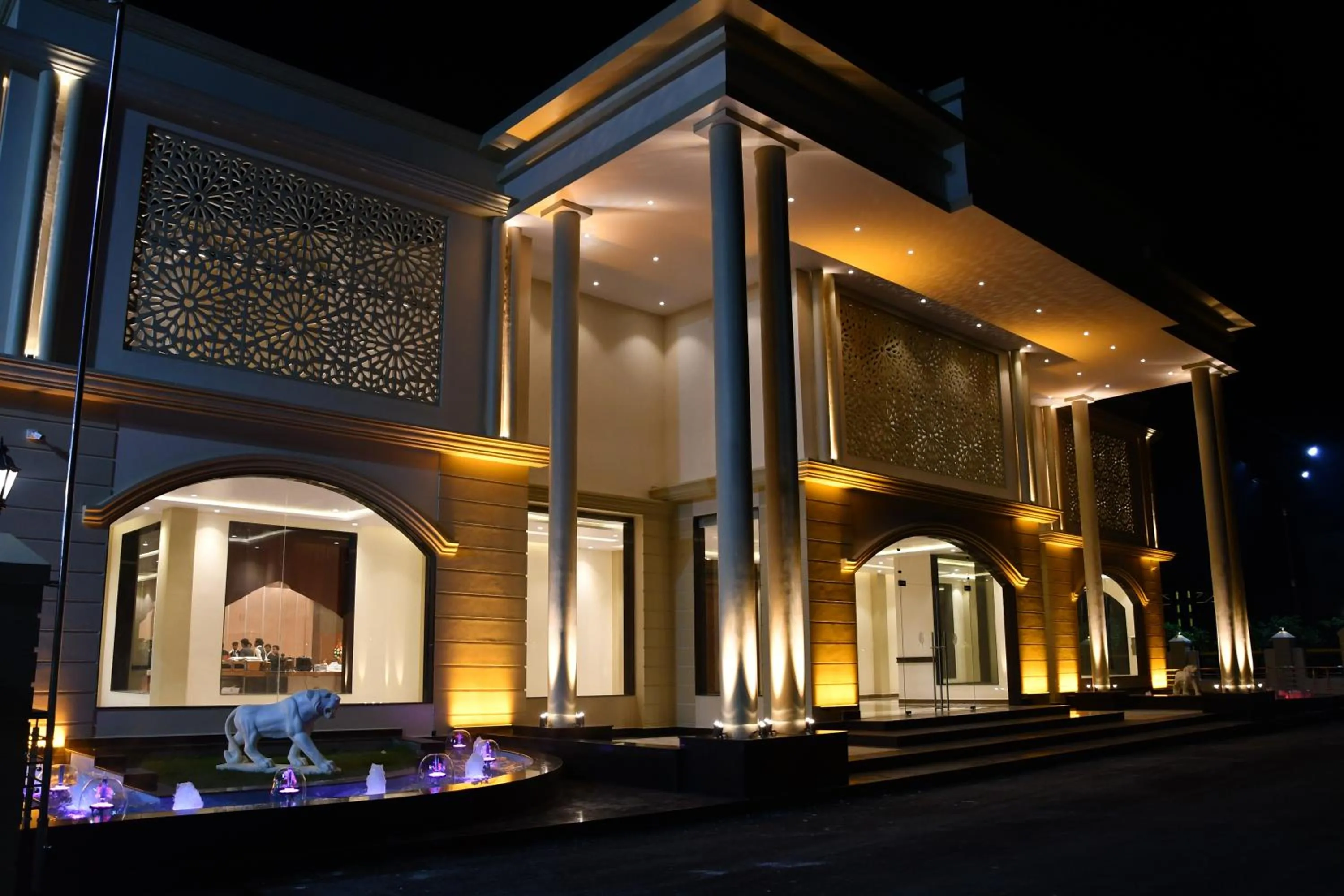 Mayur Hotel & Resort