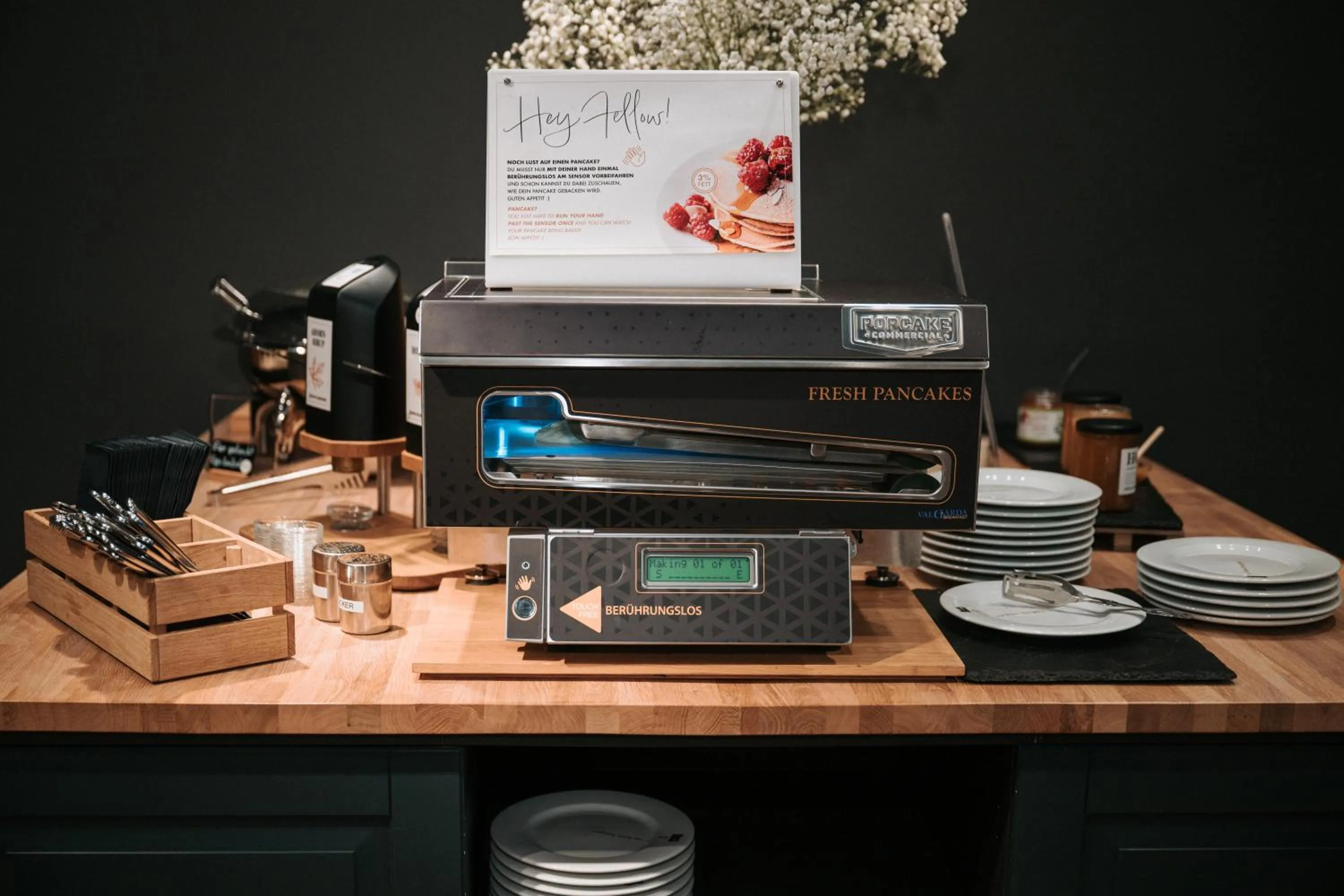 Buffet breakfast in Feringapark Hotel by Coffee Fellows Hotels