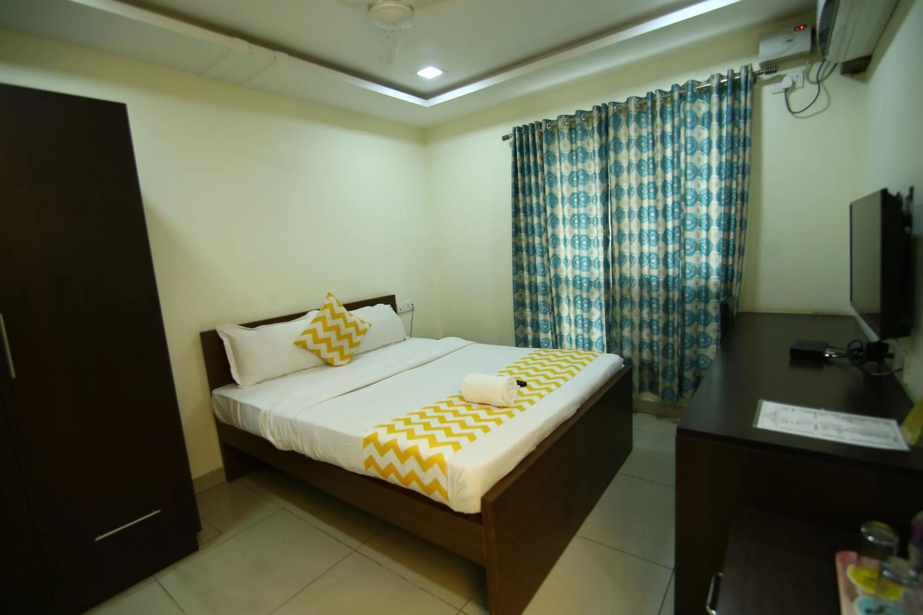 Bed in Hotel Siri Inn