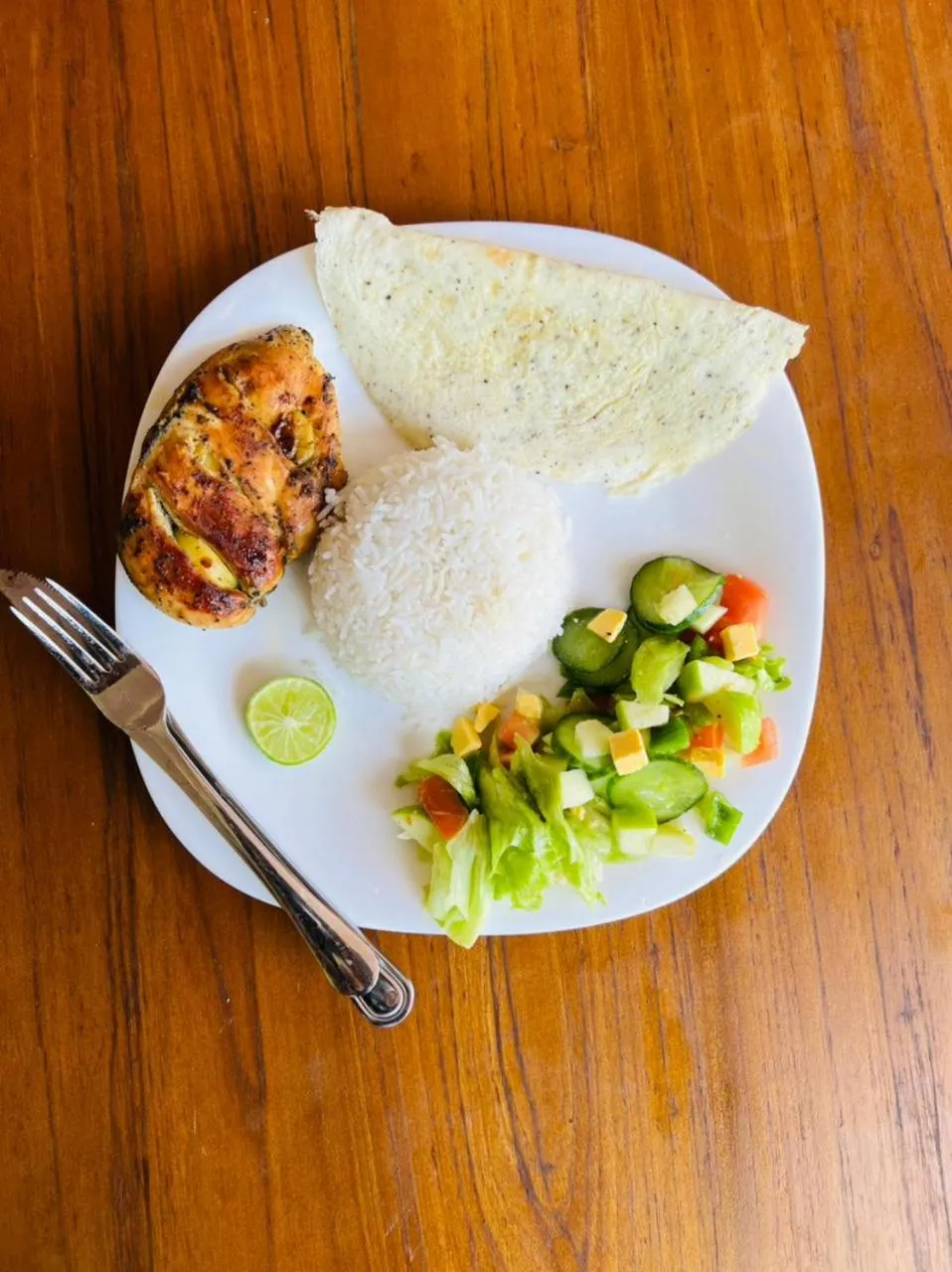 Food and drinks in One World Mirissa